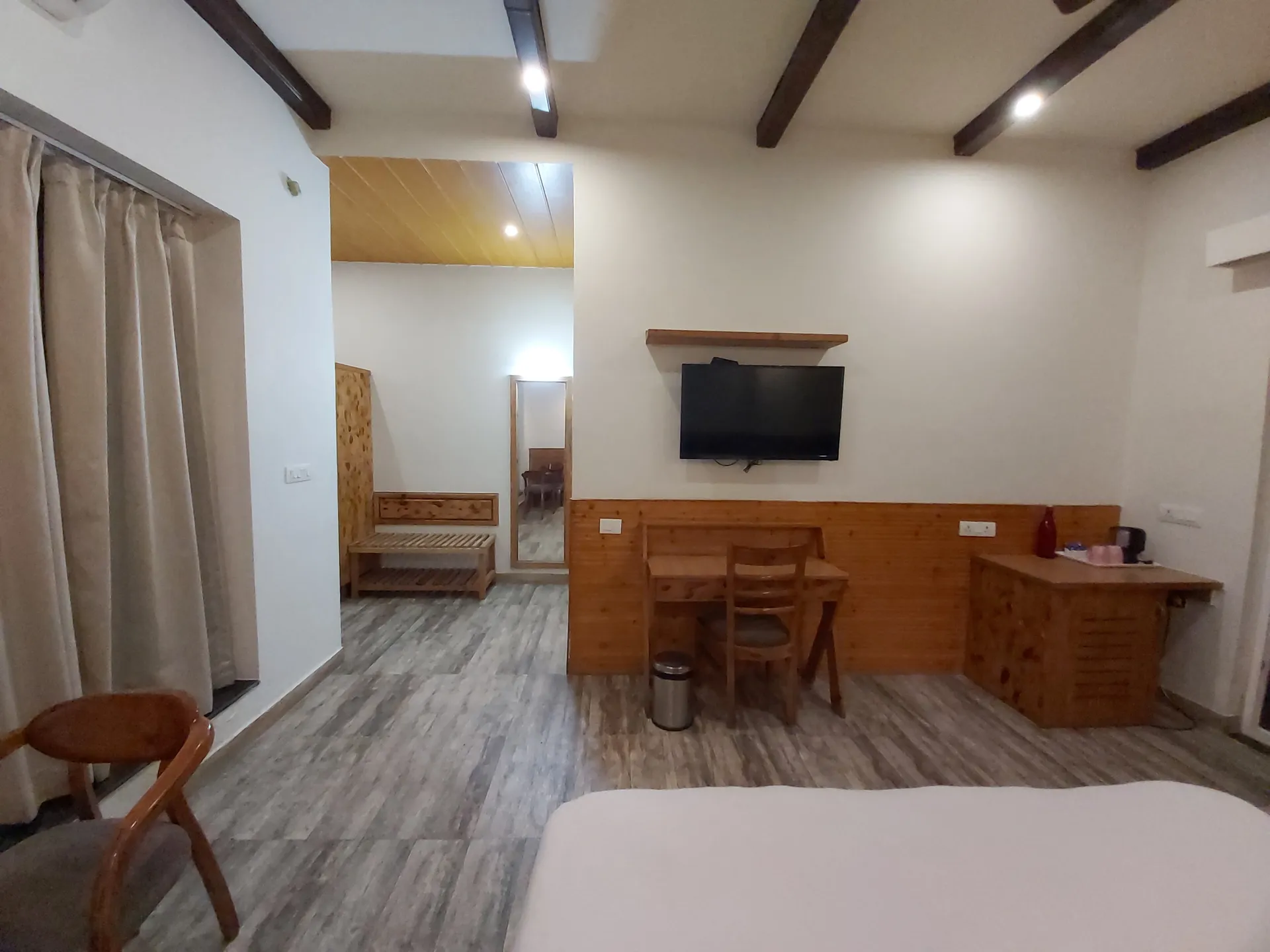 The Tiger Groove Room