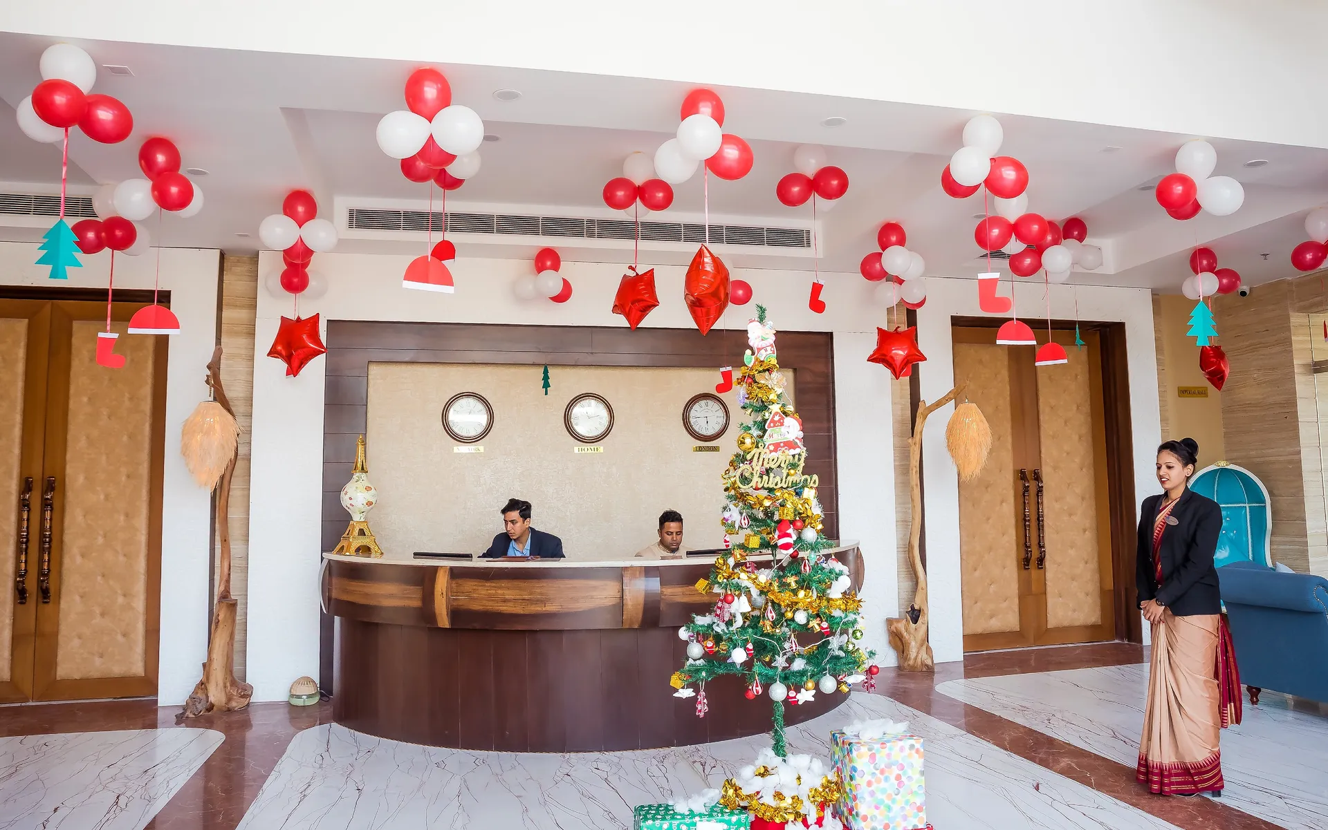 Tiaraa Hotels & Resorts Entrance