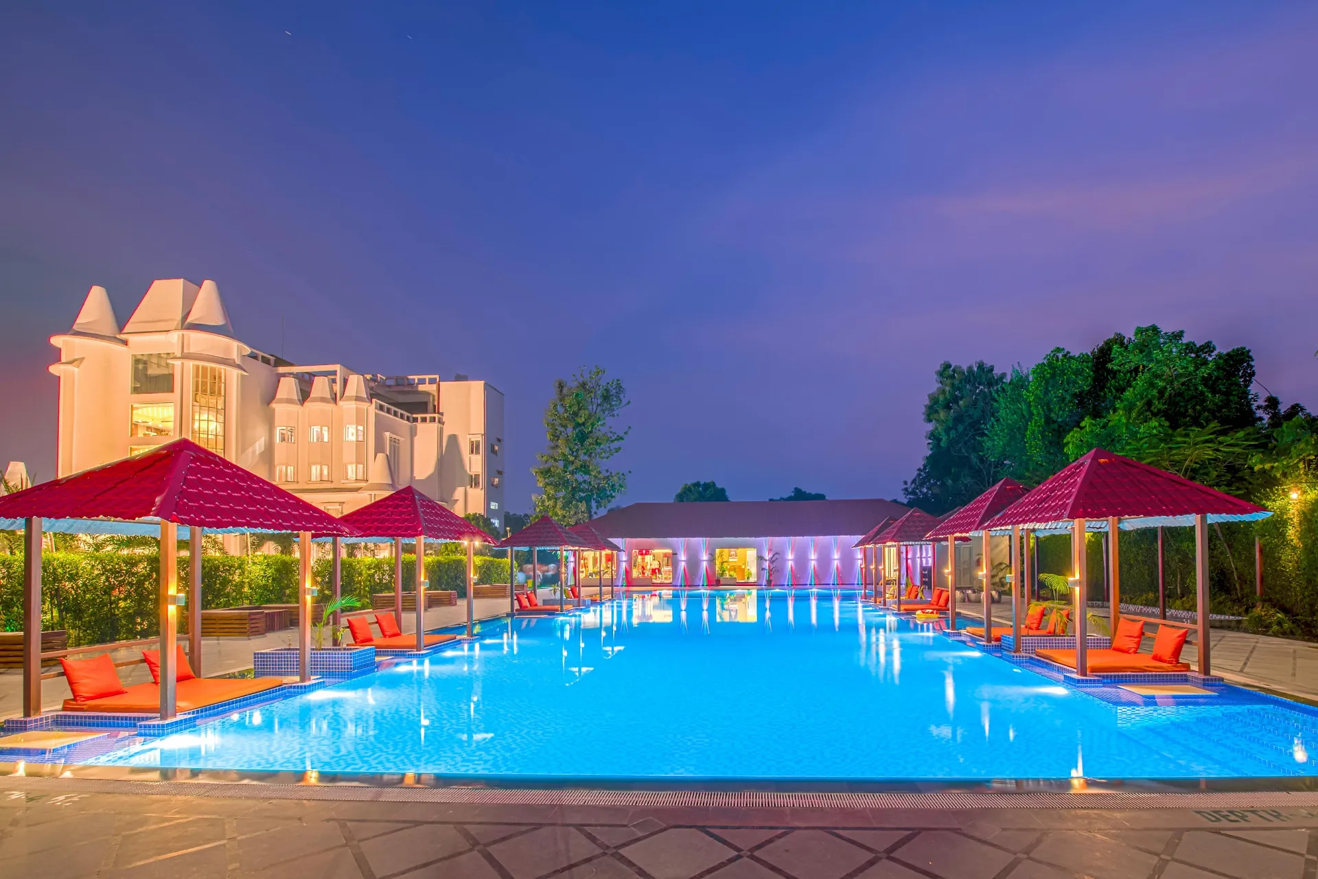 Tiaraa Hotels & Resorts Facade