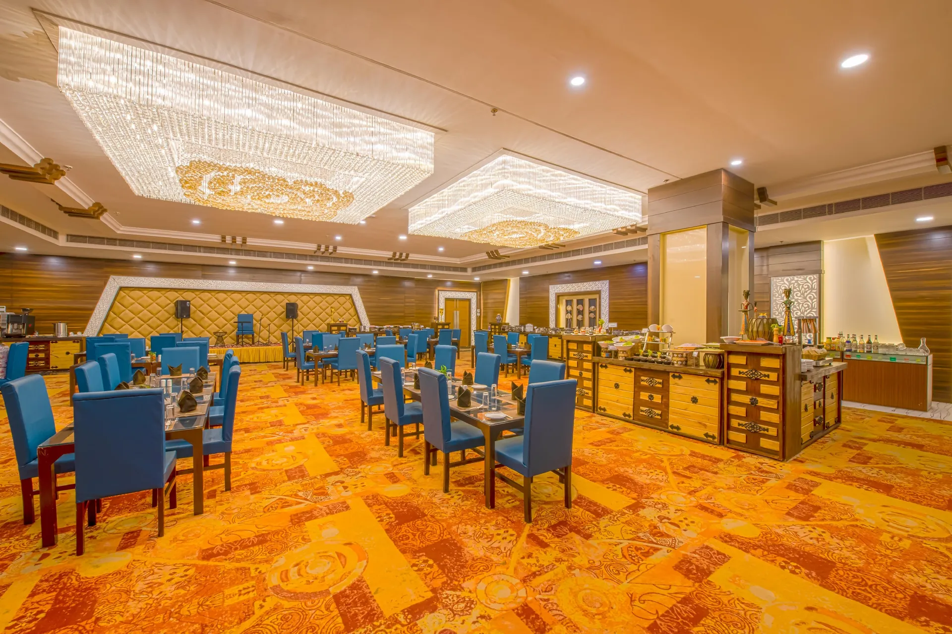Tiaraa Hotels & Resorts Restaurant