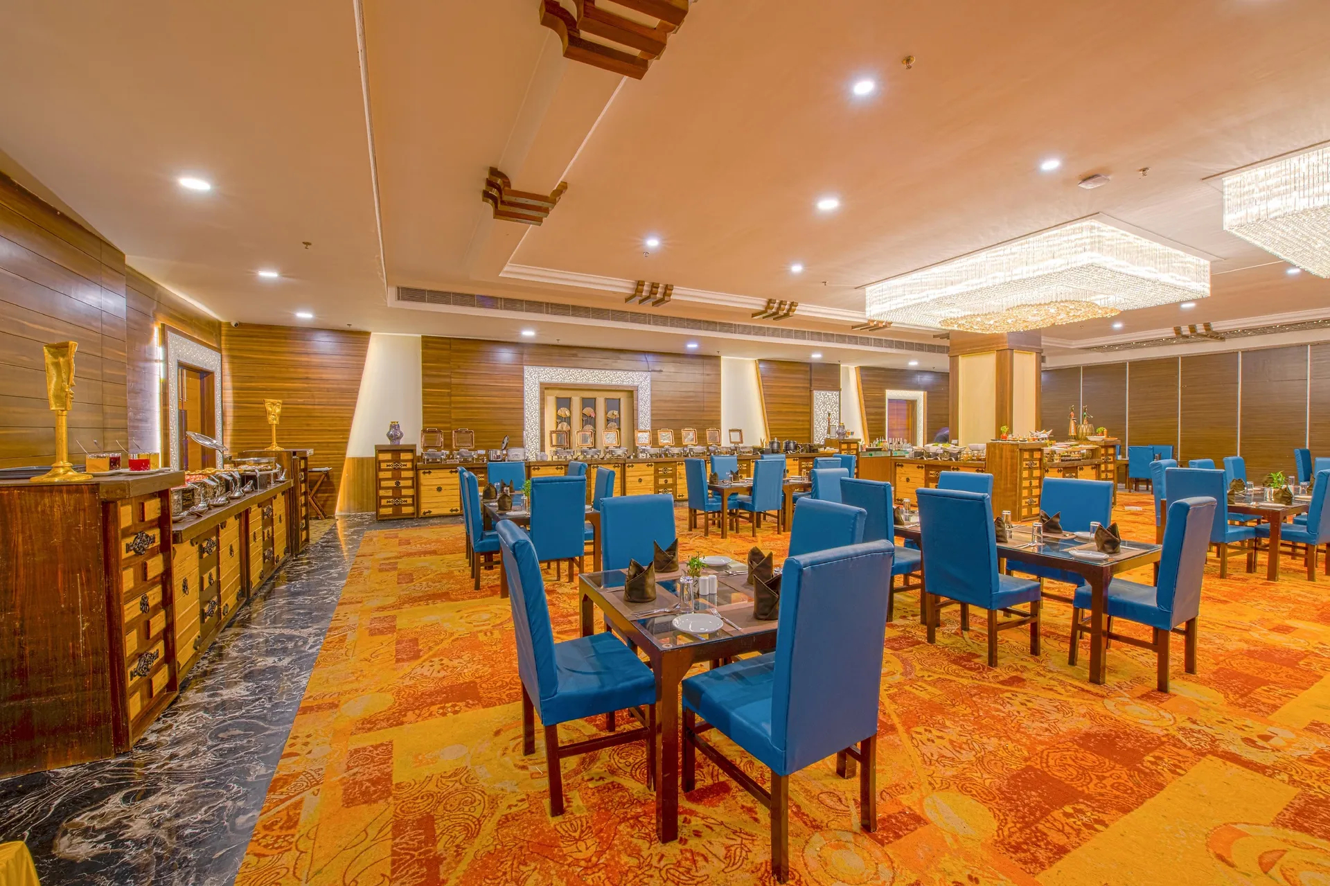 Tiaraa Hotels & Resorts Restaurant