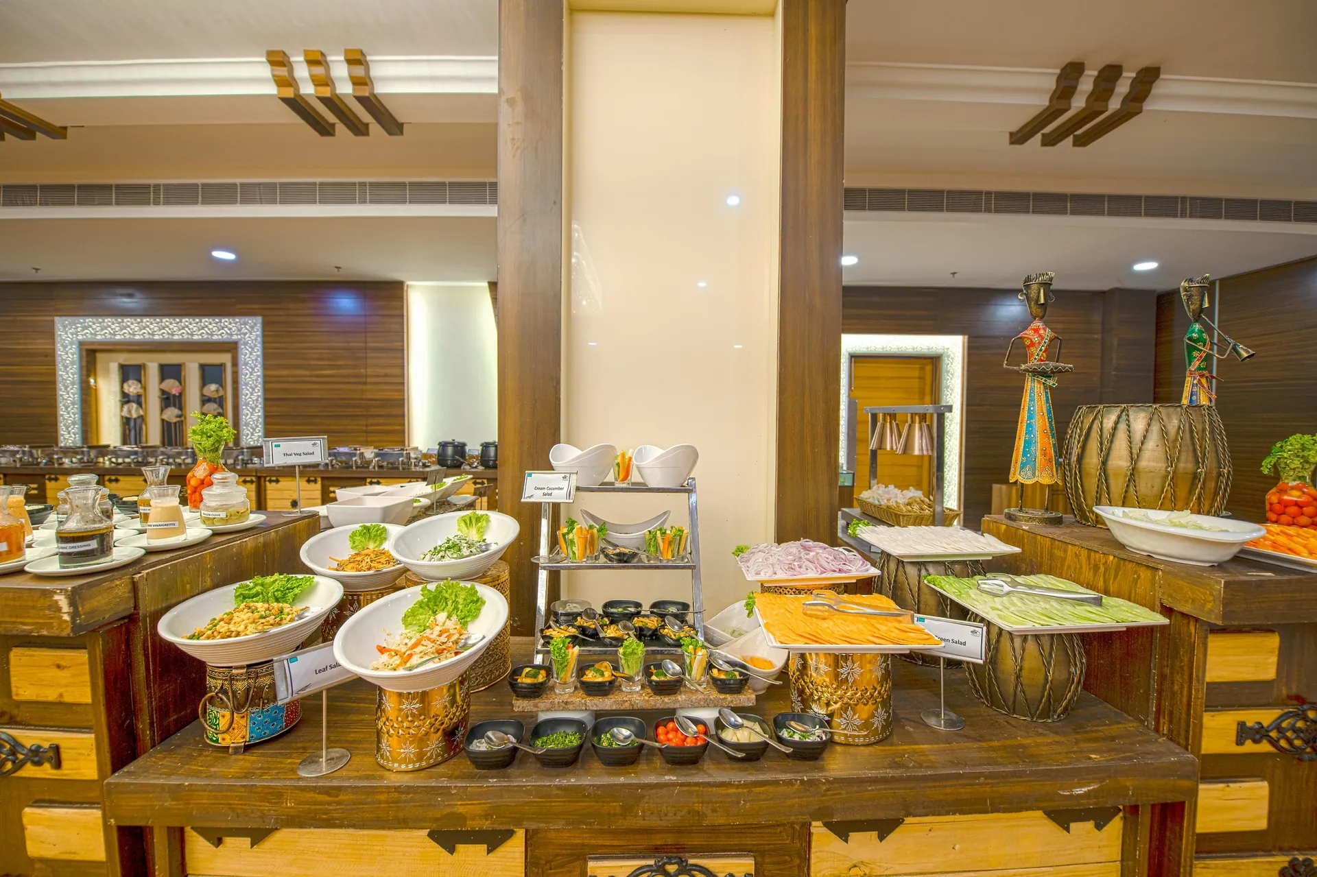 Tiaraa Hotels & Resorts Restaurant
