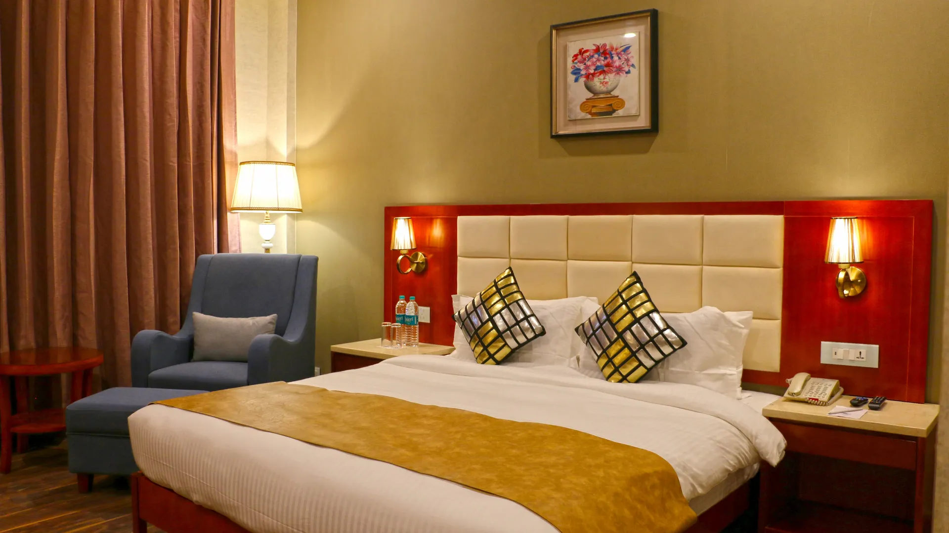 Tiaraa Hotels & Resorts Room