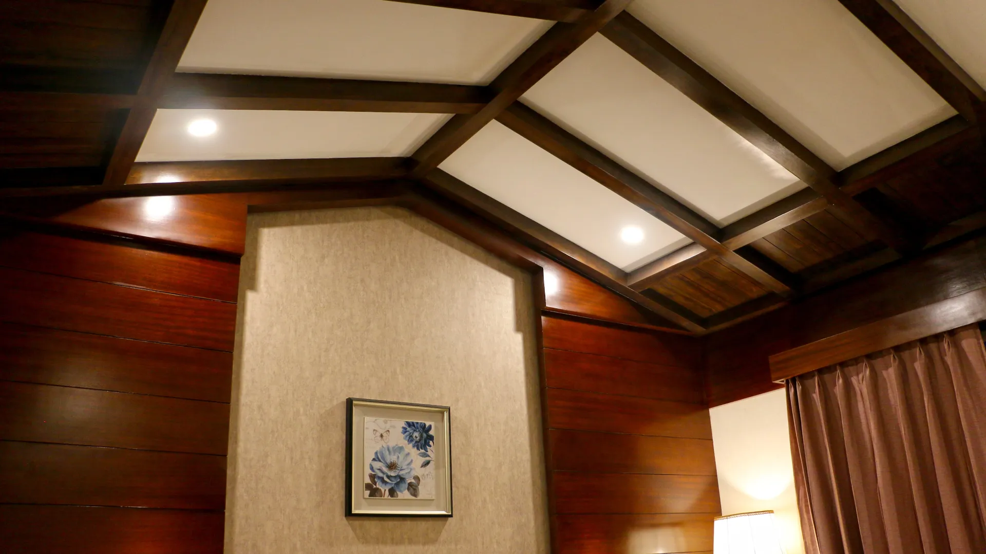 Tiaraa Hotels & Resorts Room