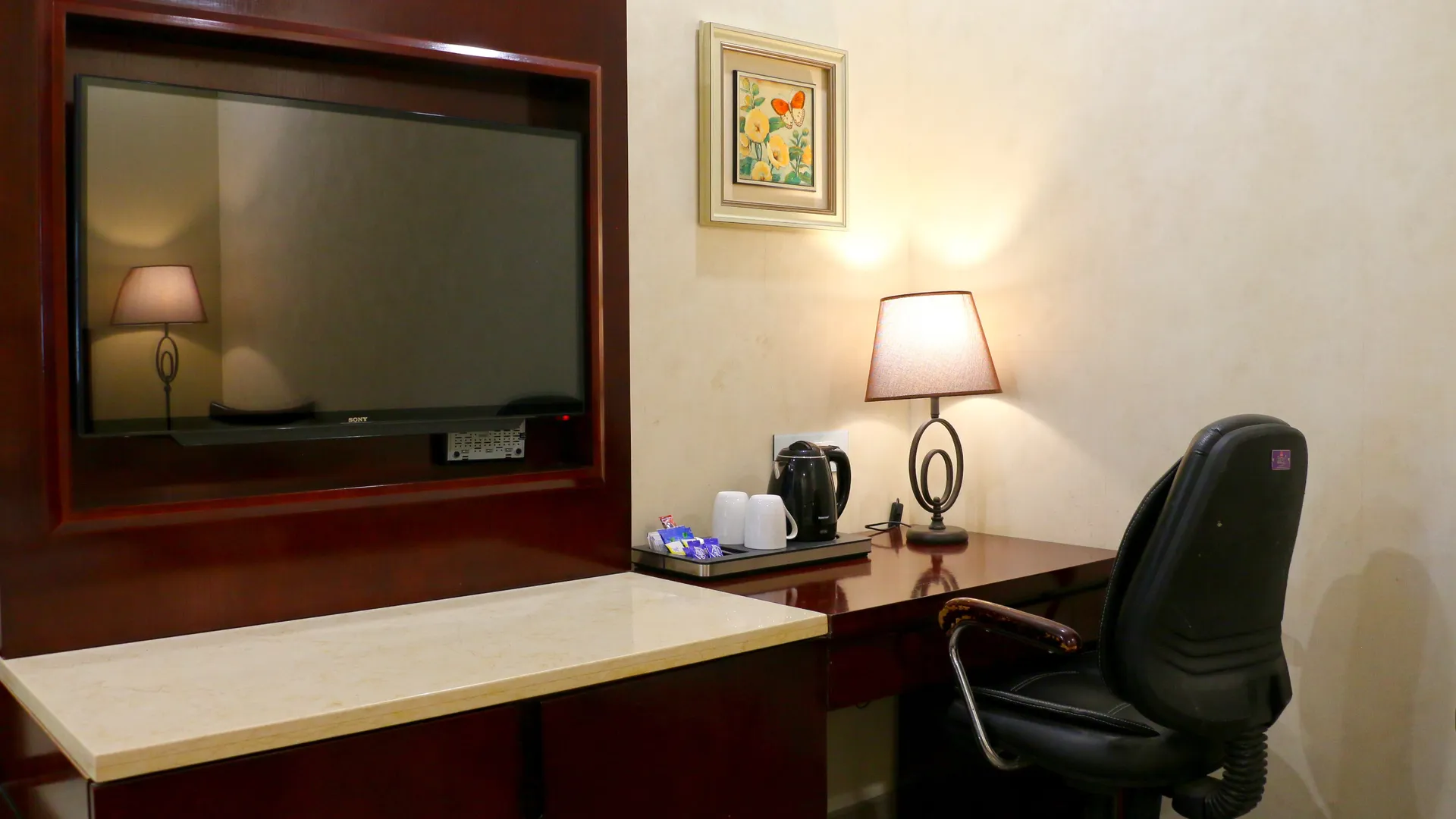 Tiaraa Hotels & Resorts Room