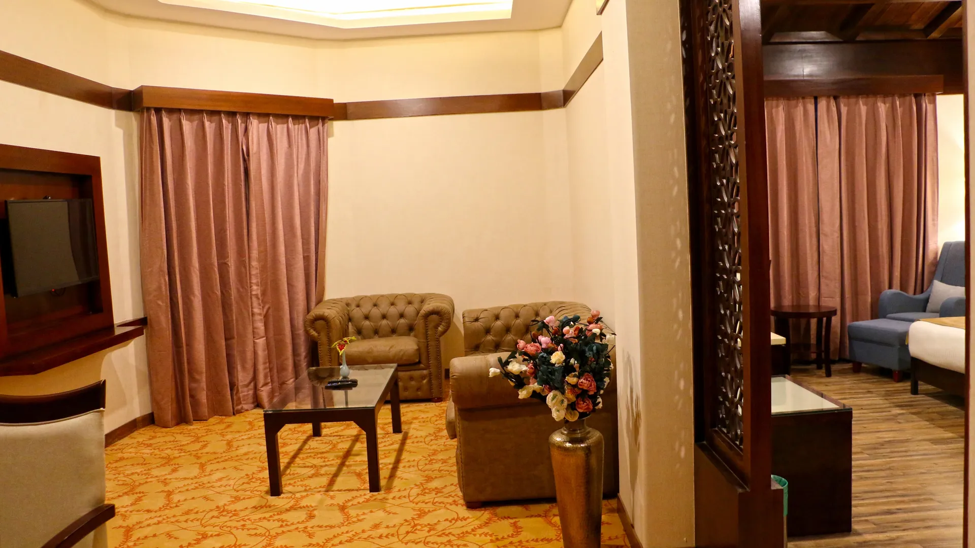 Tiaraa Hotels & Resorts Room