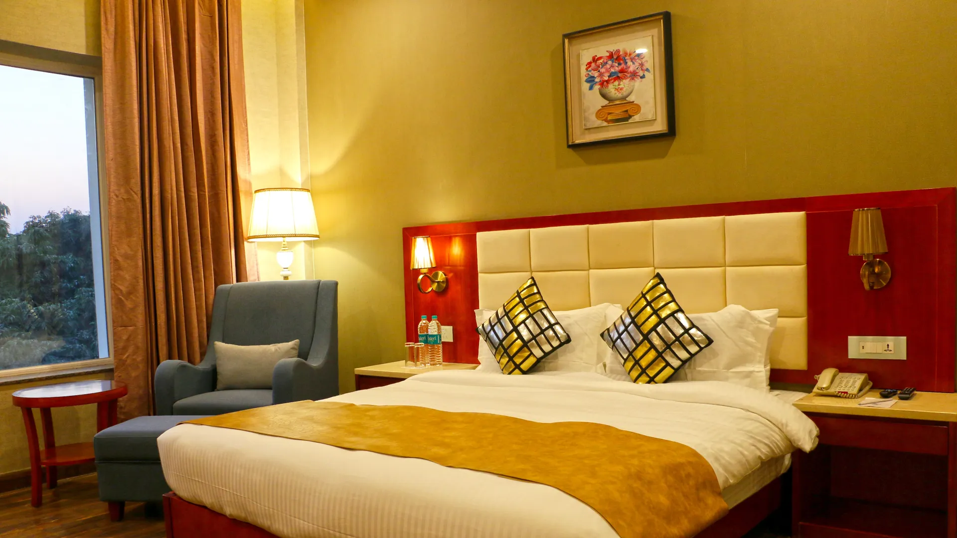 Tiaraa Hotels & Resorts Room