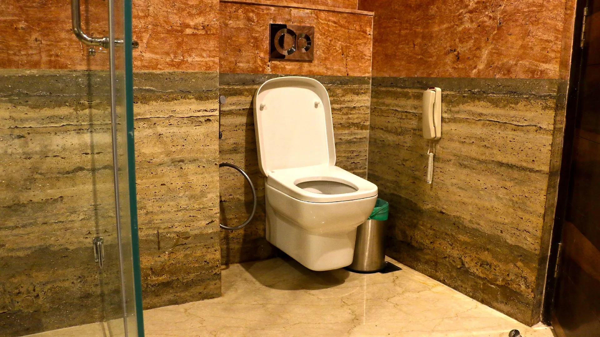 Tiaraa Hotels & Resorts Room
