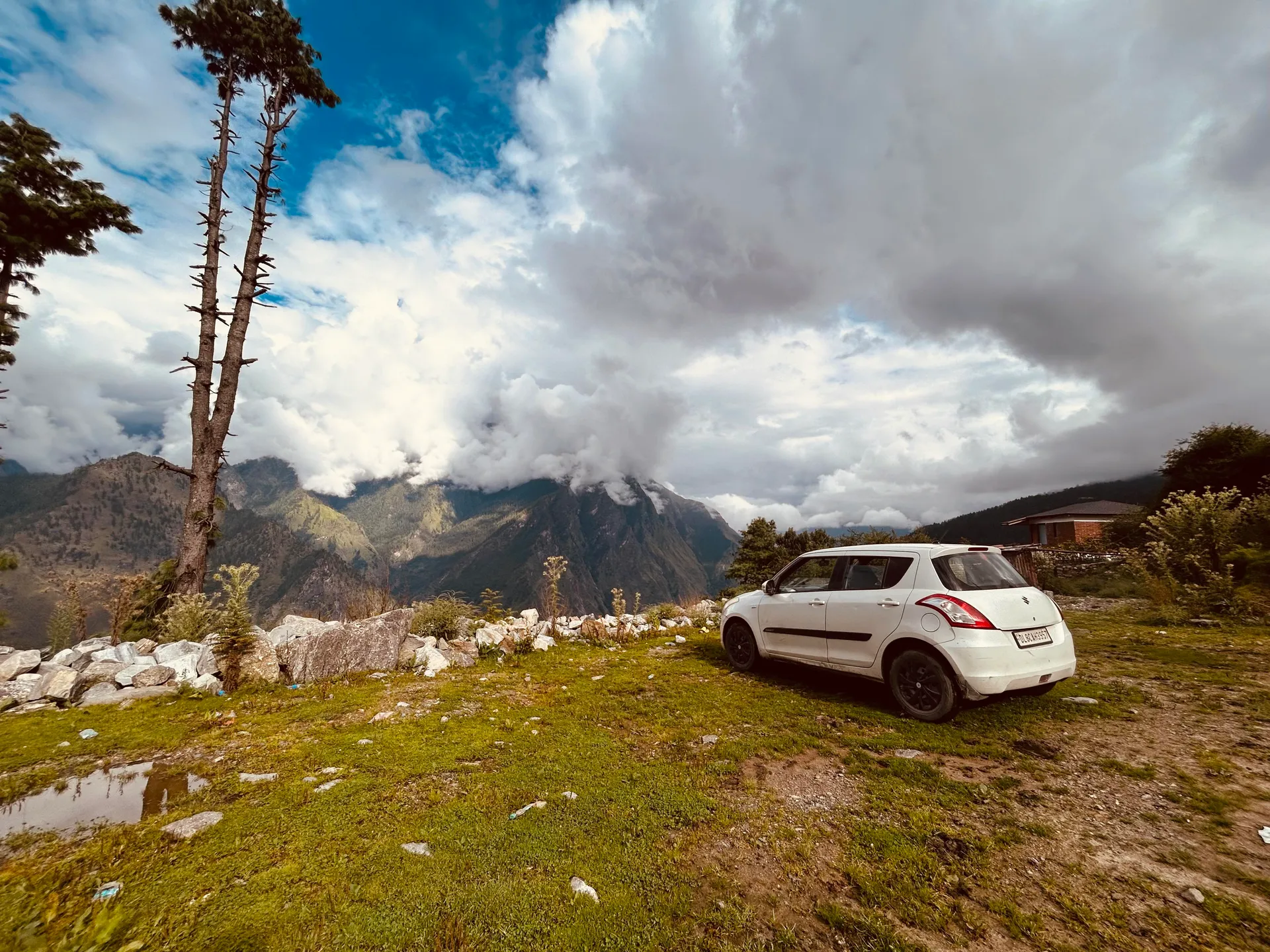 Blue Poppy Resort Auli - Near Auli Chairlift Parking