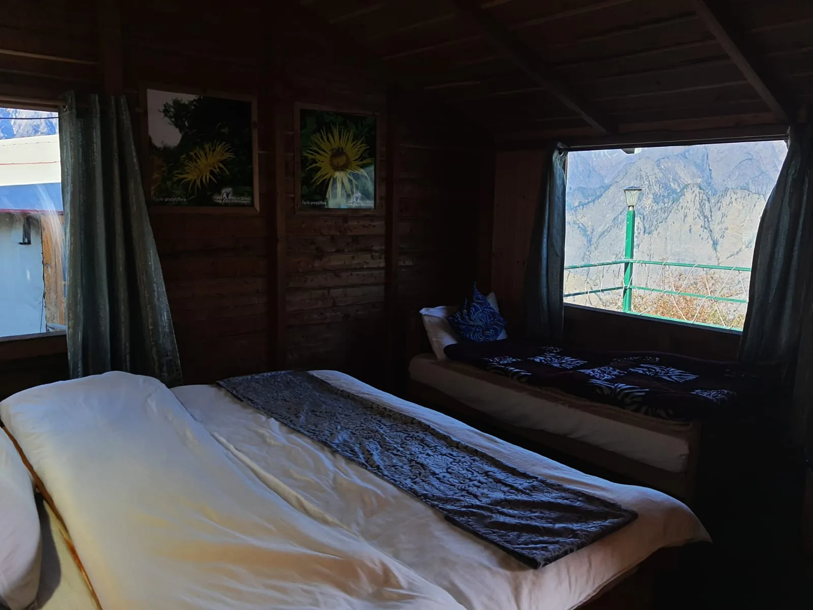 Blue Poppy Resort Auli - Near Auli Chairlift Room