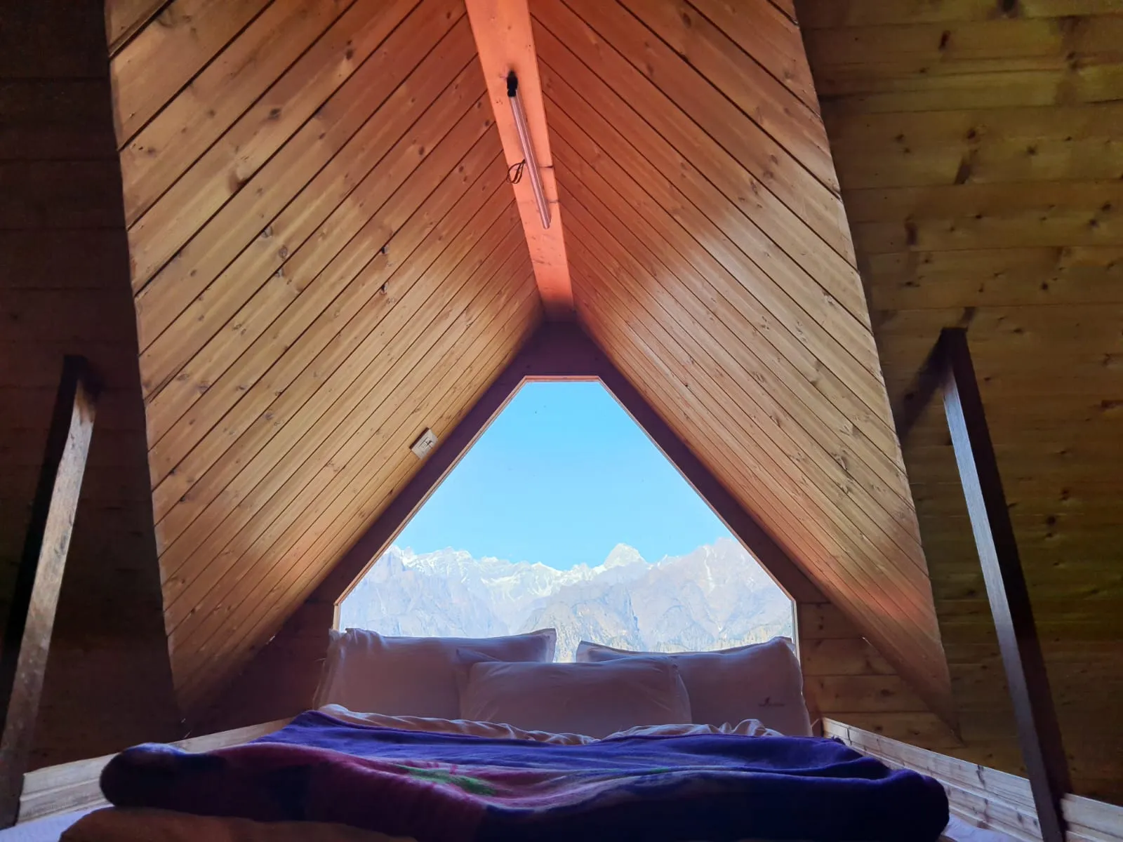 Blue Poppy Resort Auli - Near Auli Chairlift Room