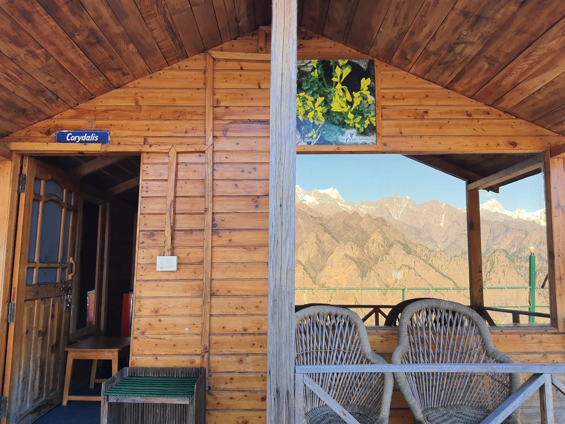 Blue Poppy Resort Auli - Near Auli Chairlift Room