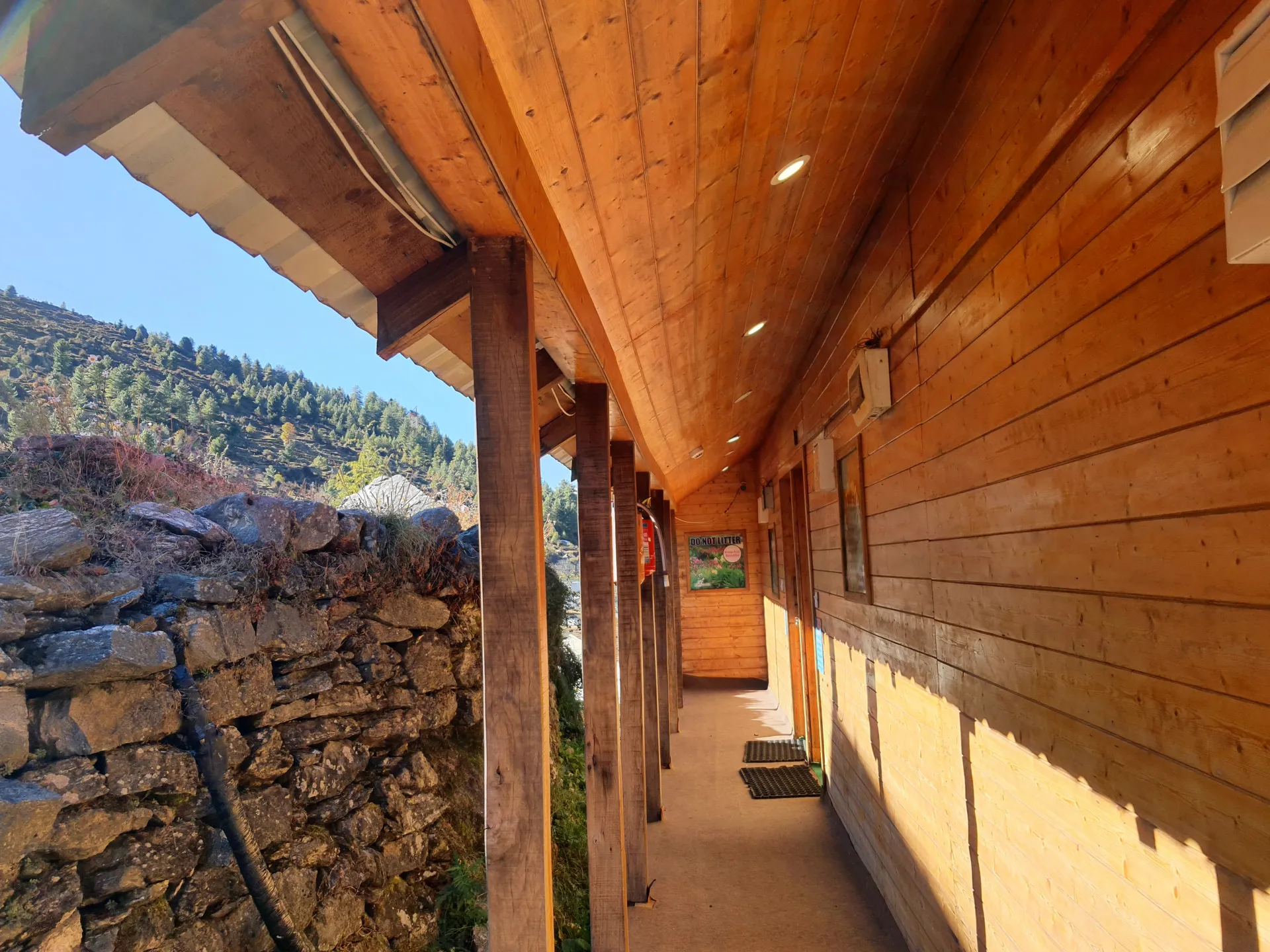 Blue Poppy Resort Auli - Near Auli Chairlift Room