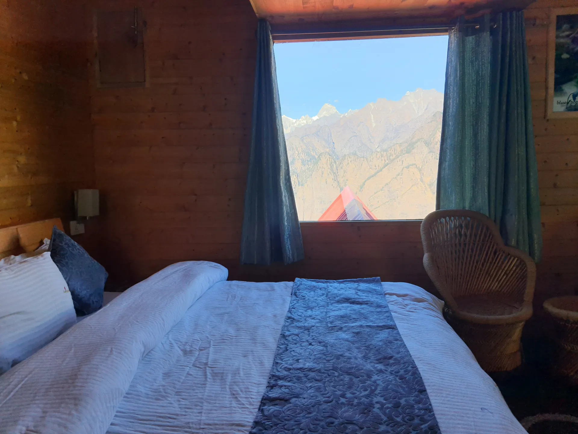 Blue Poppy Resort Auli - Near Auli Chairlift Room