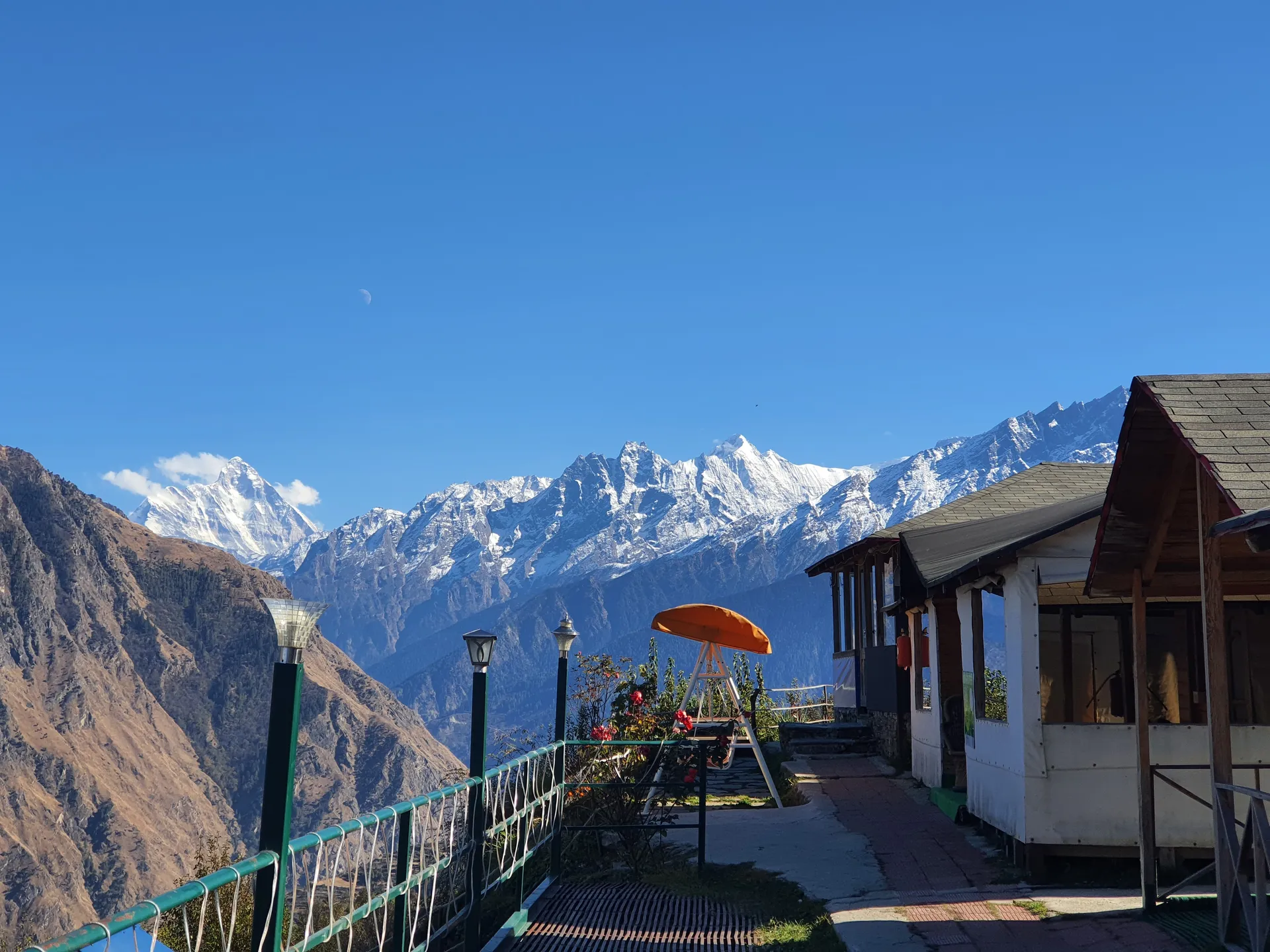 Blue Poppy Resort Auli - Near Auli Chairlift Room