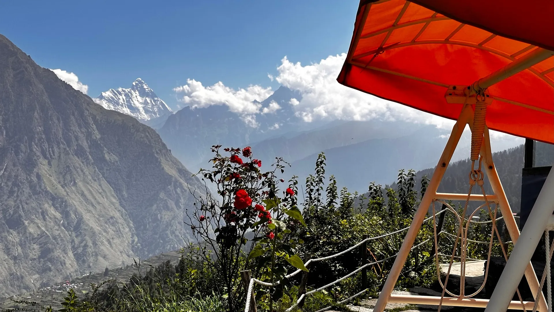 Blue Poppy Resort Auli - Near Auli Chairlift Room