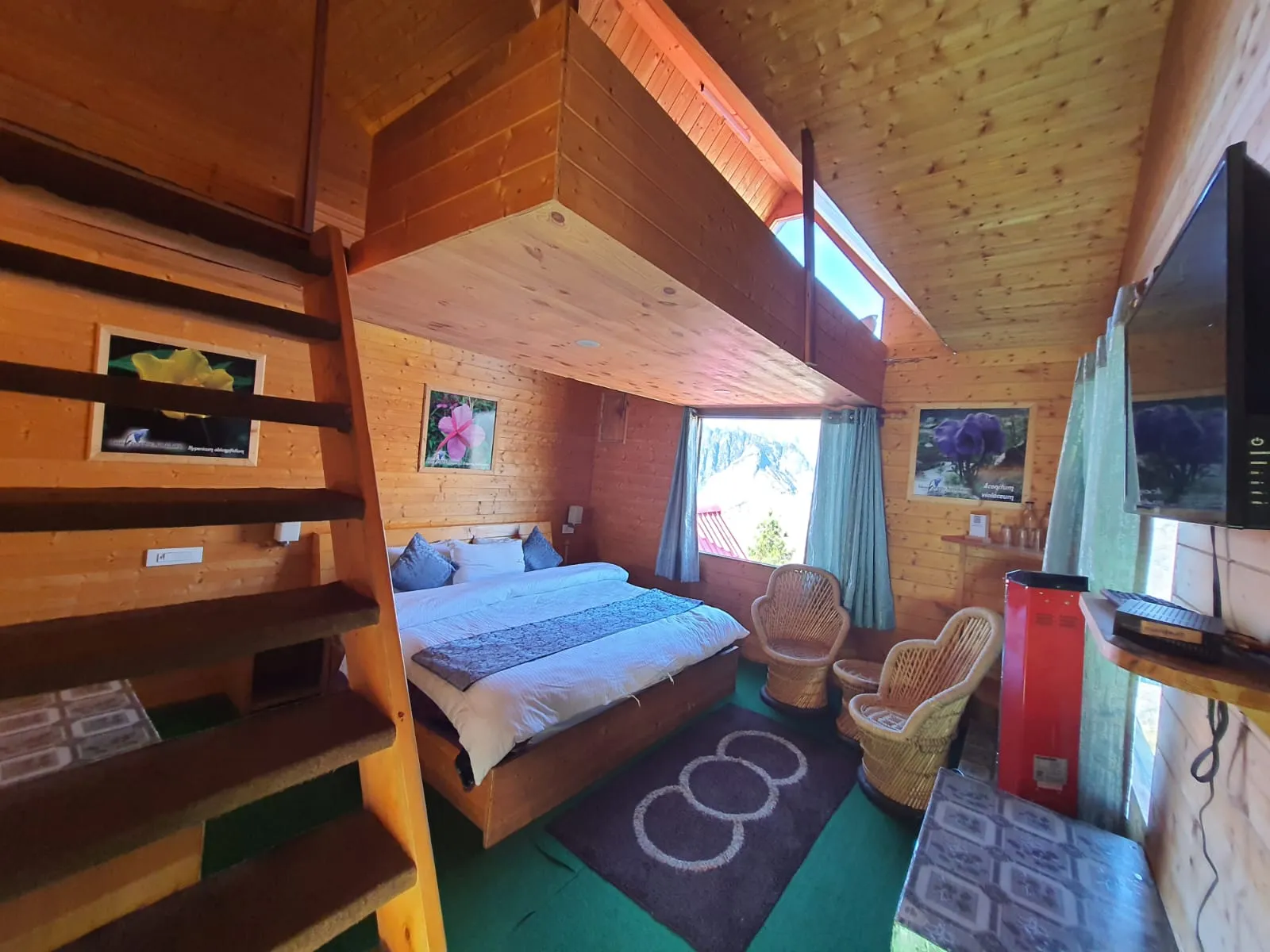 Blue Poppy Resort Auli - Near Auli Chairlift Room
