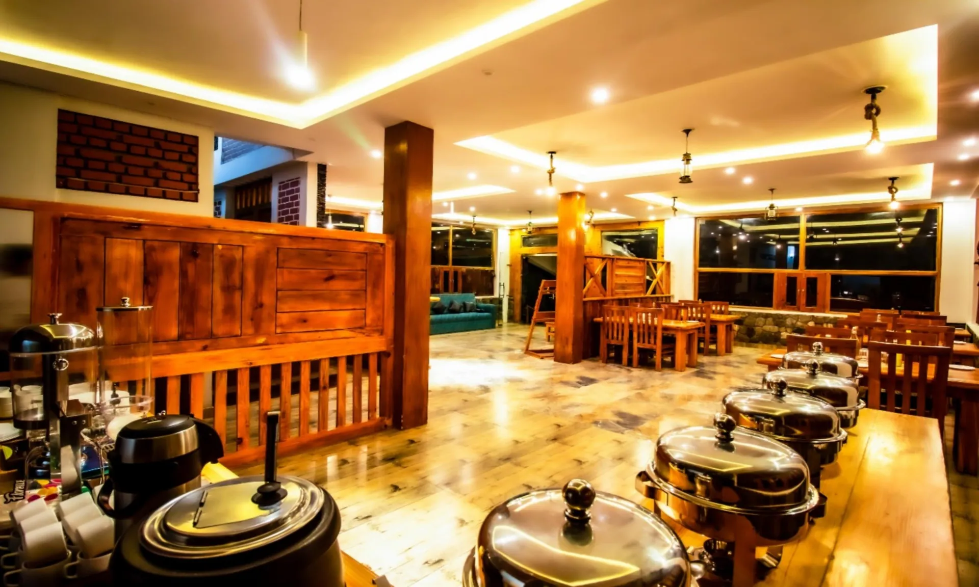 Hotel LA Riqueza Kanatal Restaurant