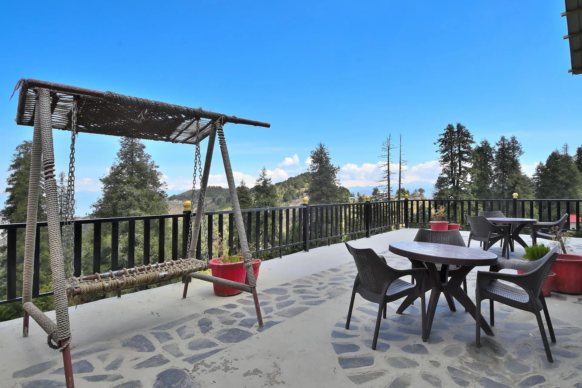 Hotel LA Riqueza Kanatal Restaurant