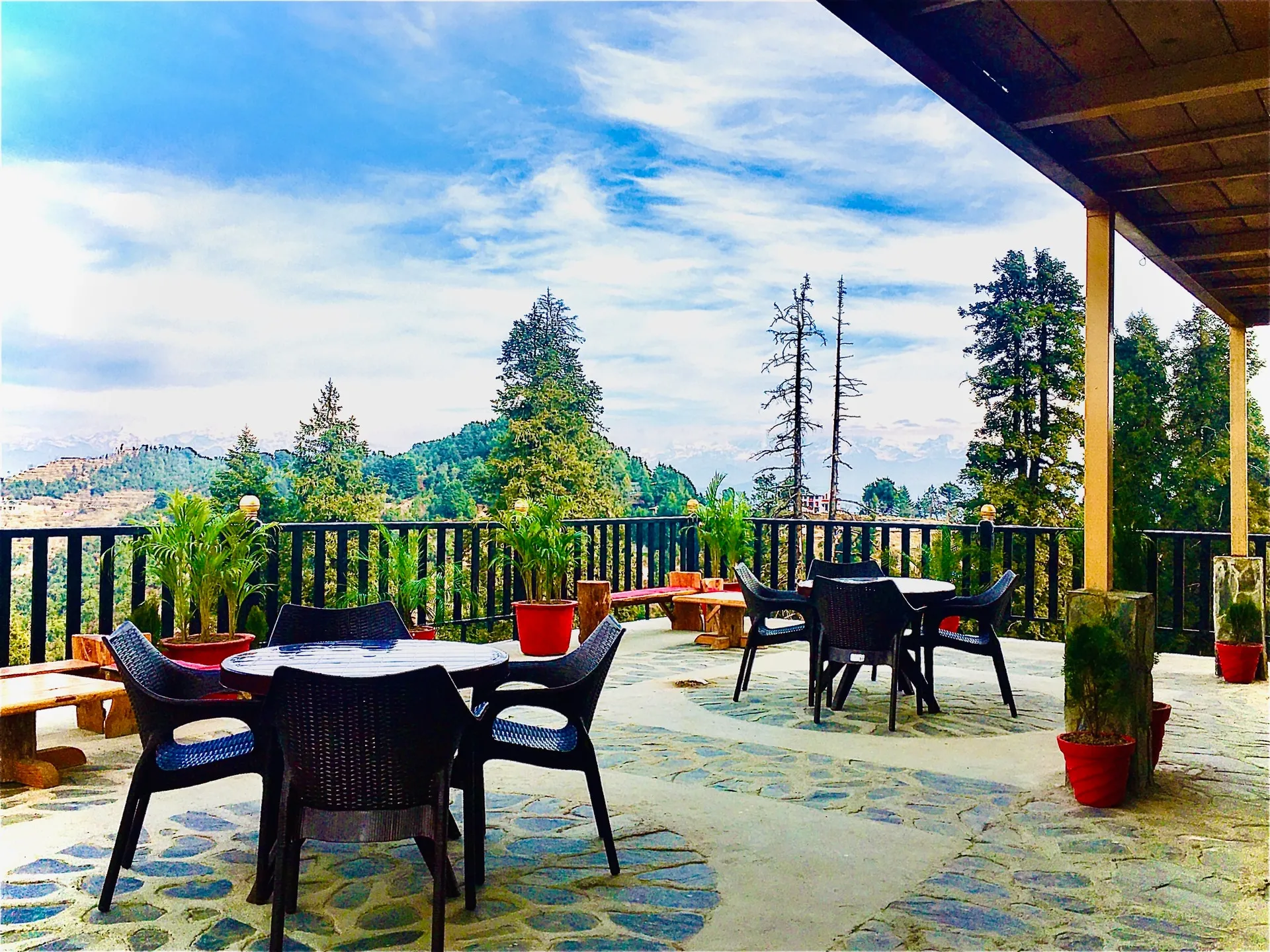 Hotel LA Riqueza Kanatal Restaurant
