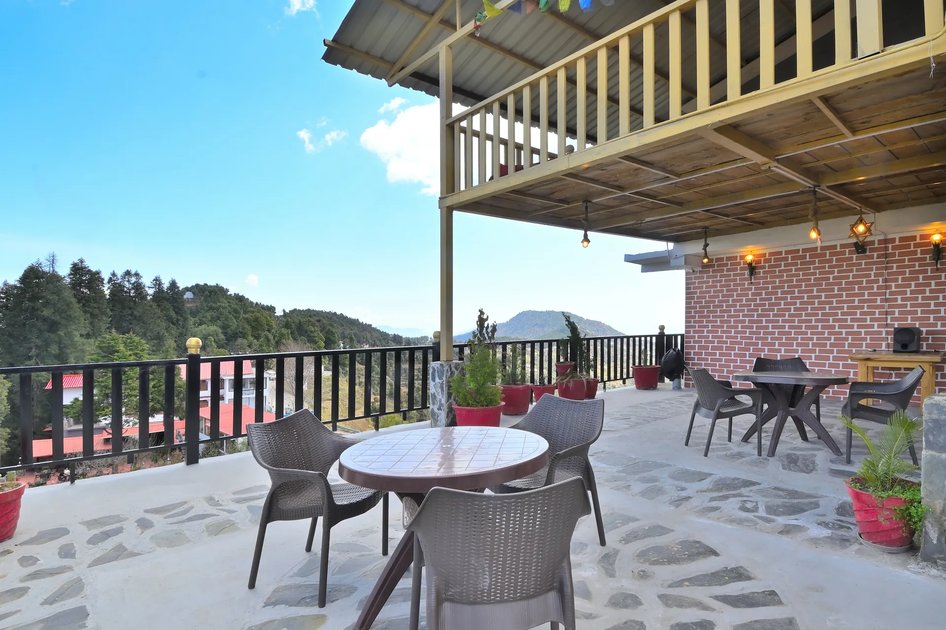 Hotel LA Riqueza Kanatal Restaurant