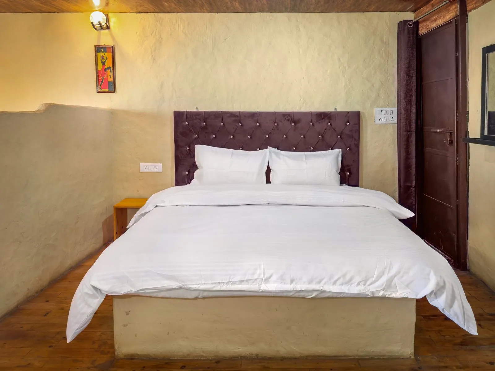 Kana Mud Resort Room