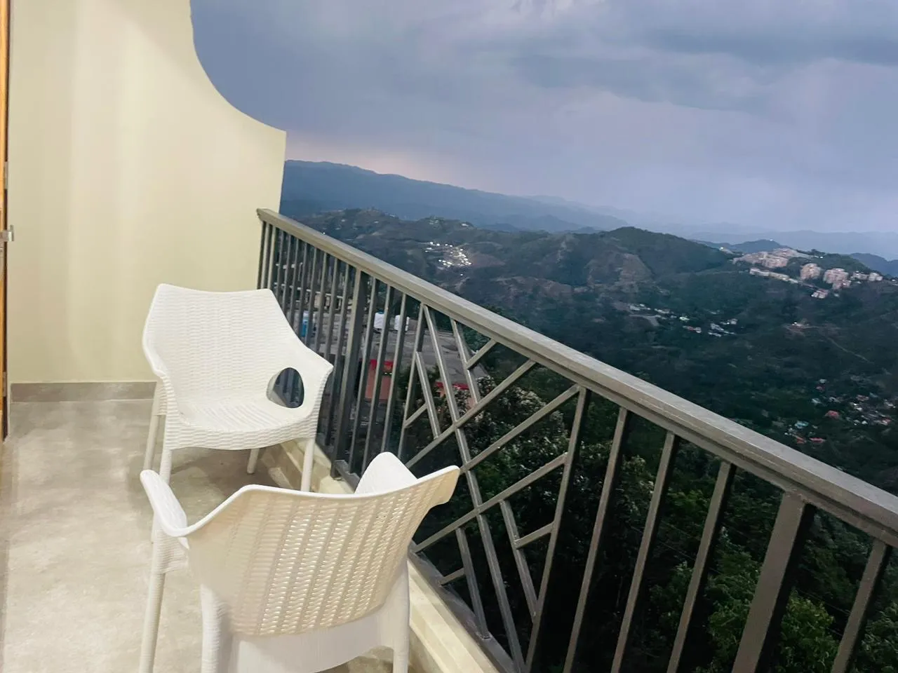 Rock Castle Inn By DLS Hotels Outdoors
