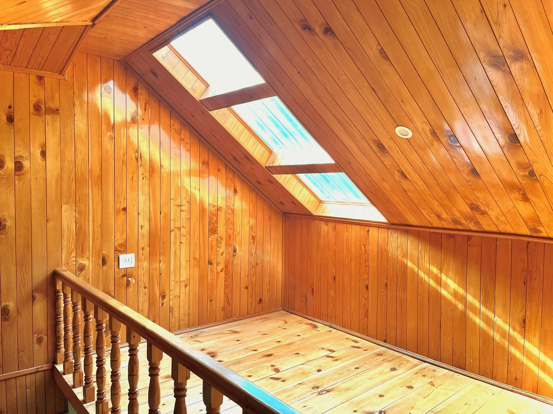Hotel Anupam Kasol Common Area