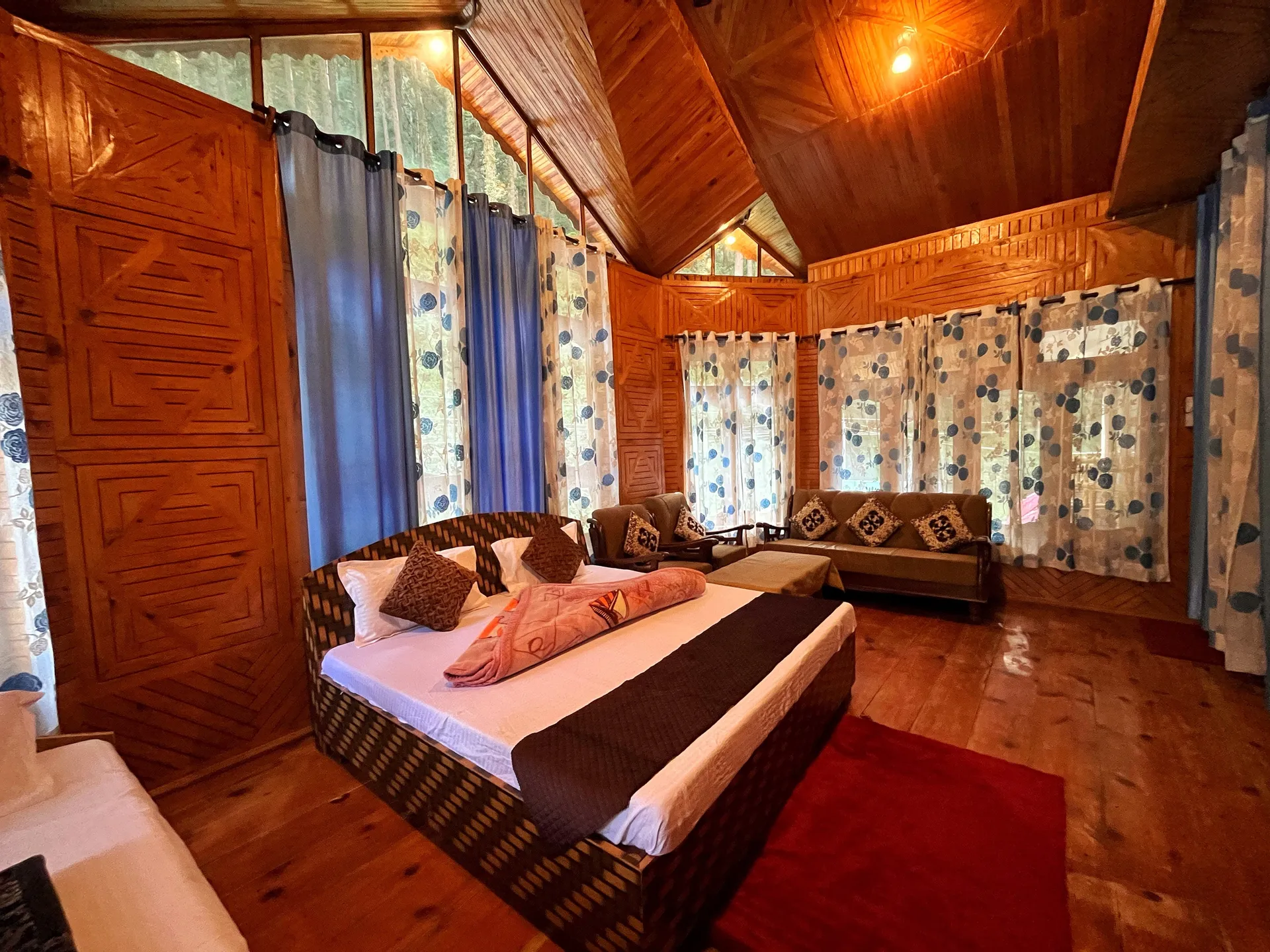 Hotel Anupam Kasol Common Area
