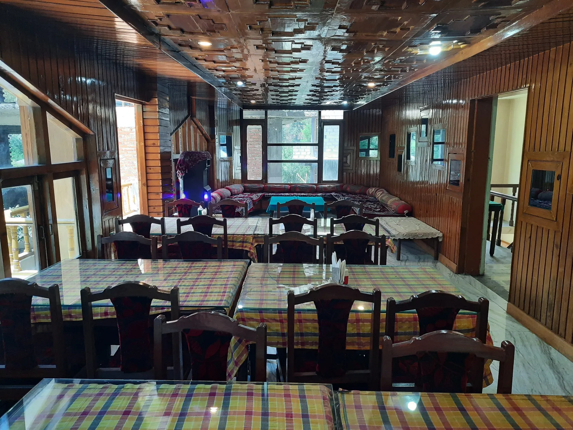 Hotel Anupam Kasol Restaurant