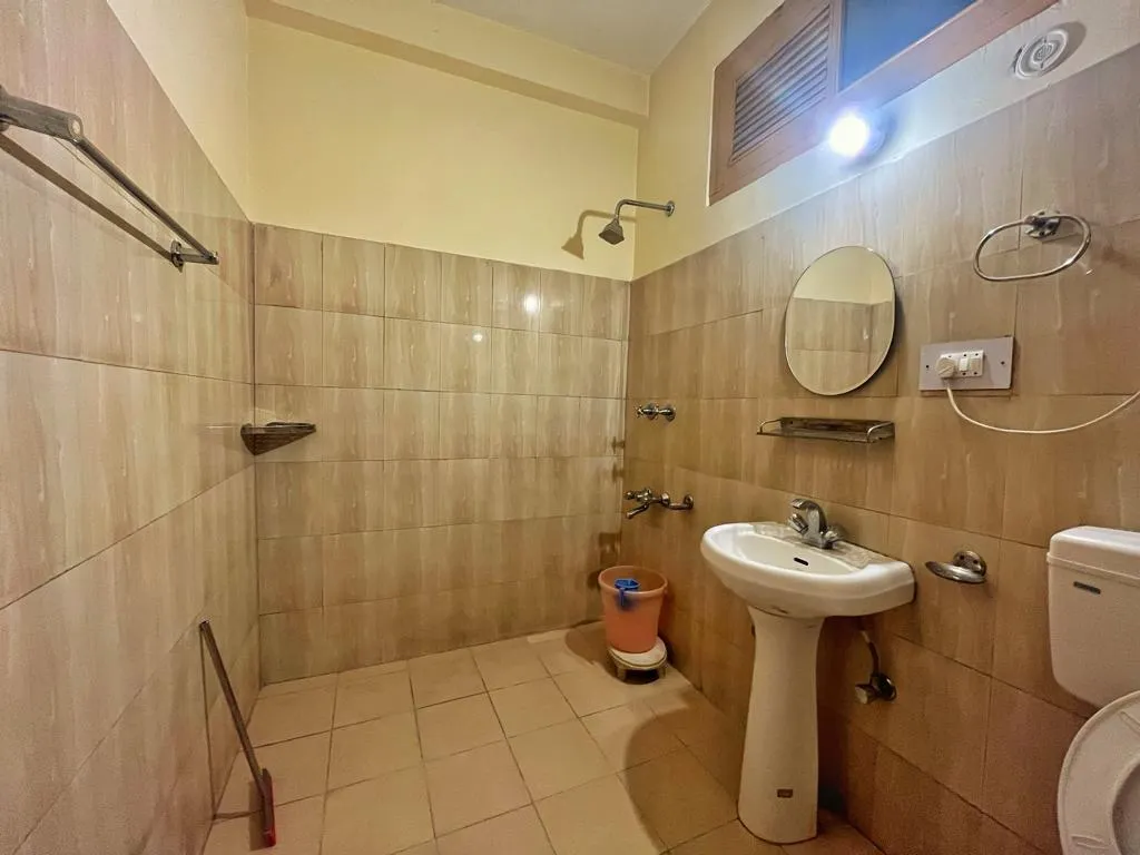 Hotel Anupam Kasol Room
