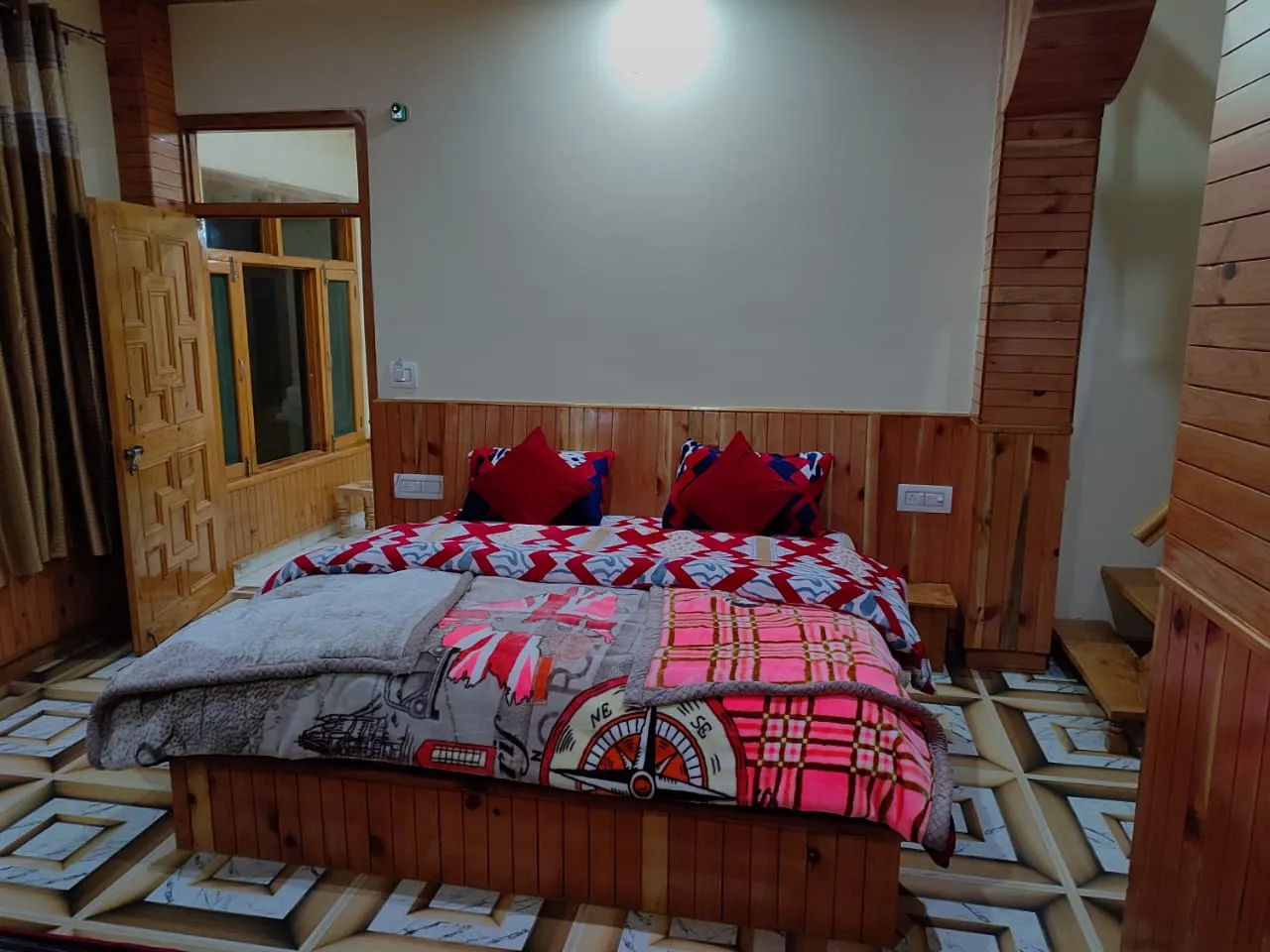 Hotel Anupam Kasol Room