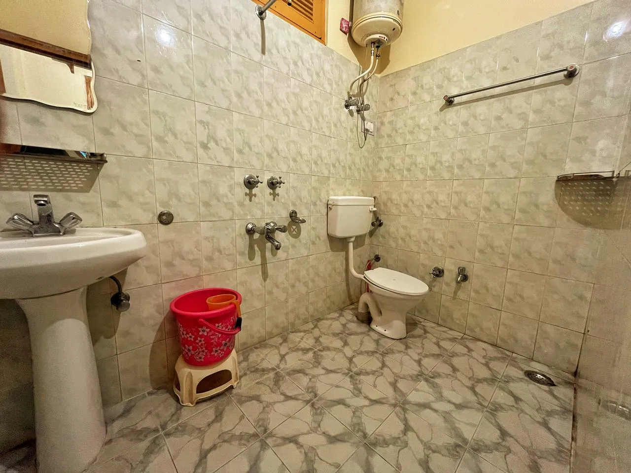 Hotel Anupam Kasol Room