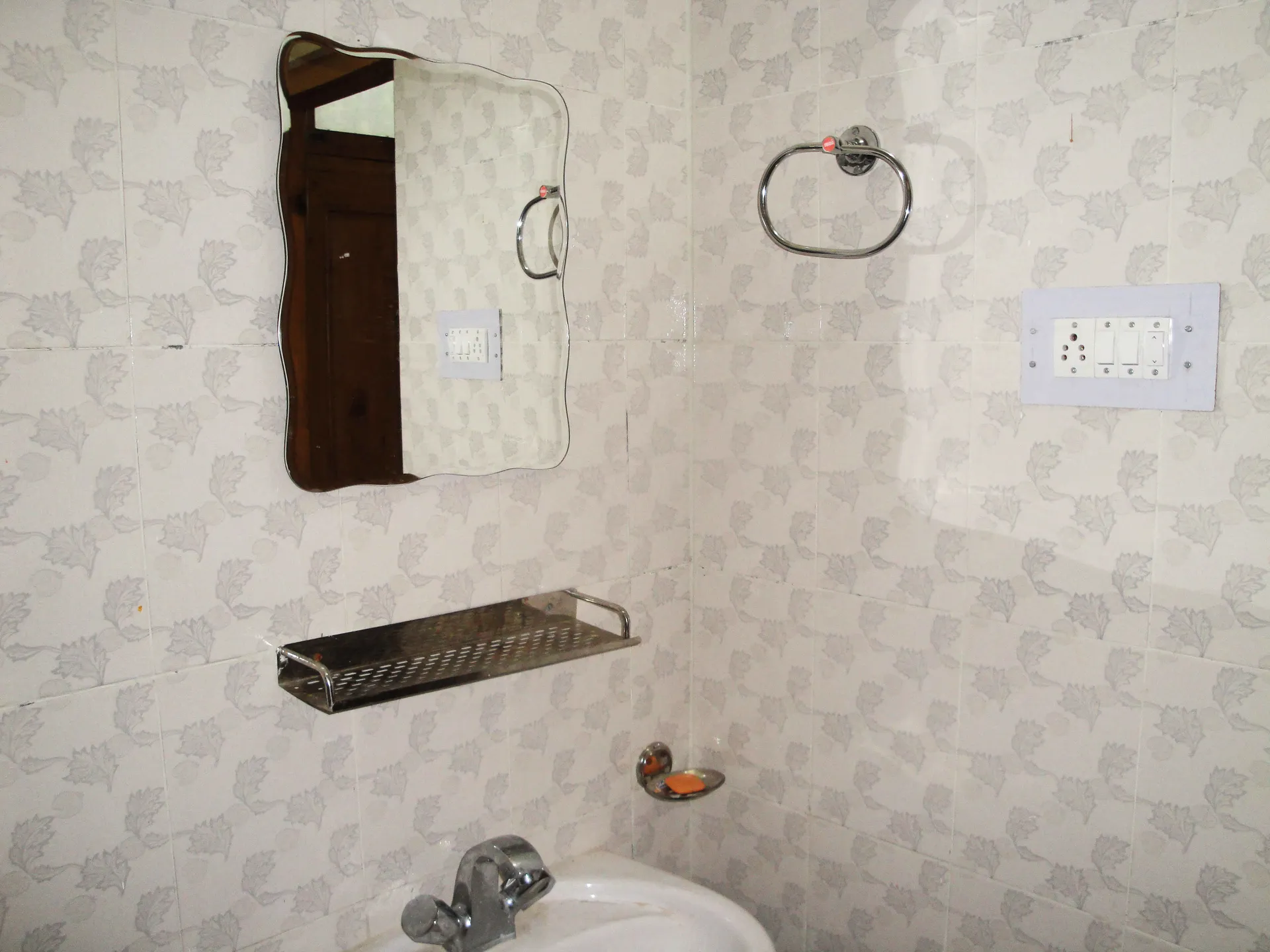 Hotel Anupam Kasol Room