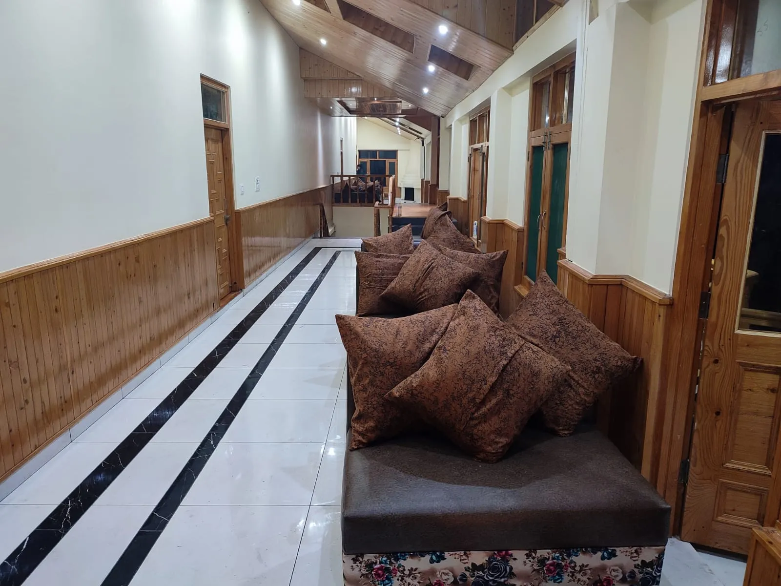 Hotel Anupam Kasol Room