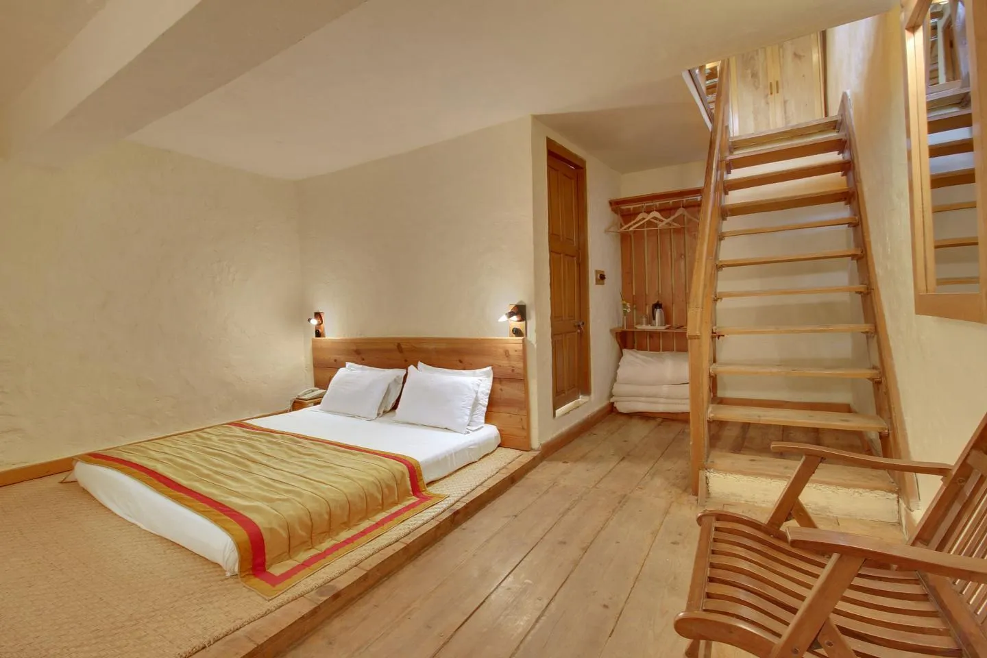 Chevron Eco Lodge Room
