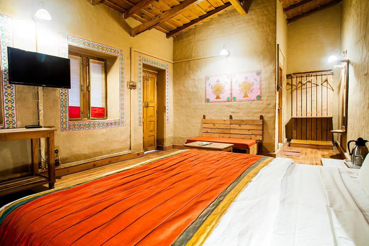 Chevron Eco Lodge Room