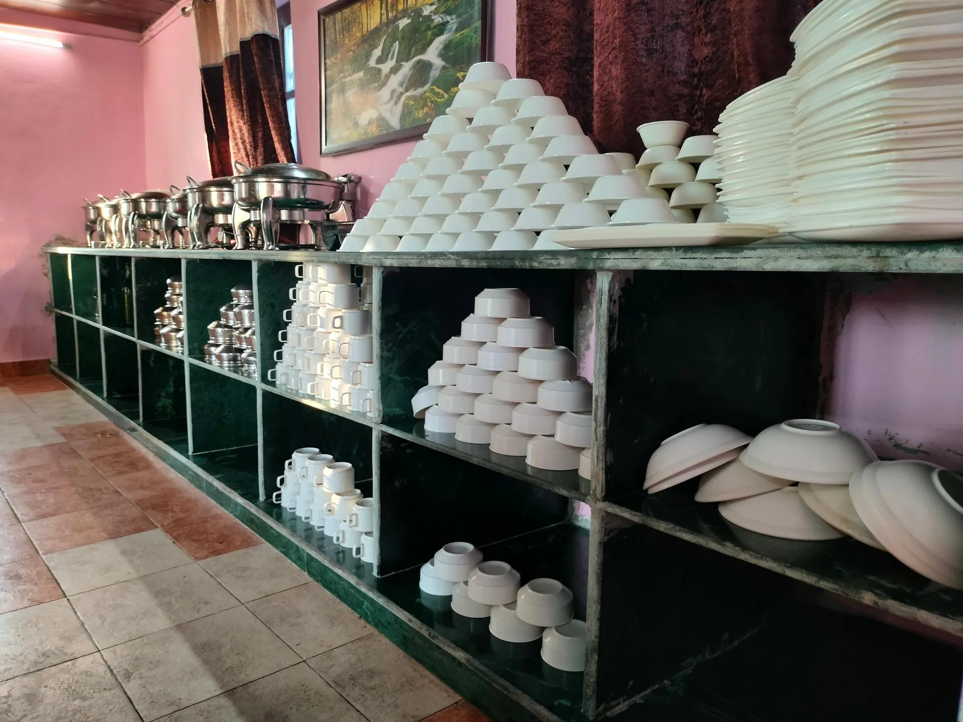Hotel Kausani Retreat Restaurant