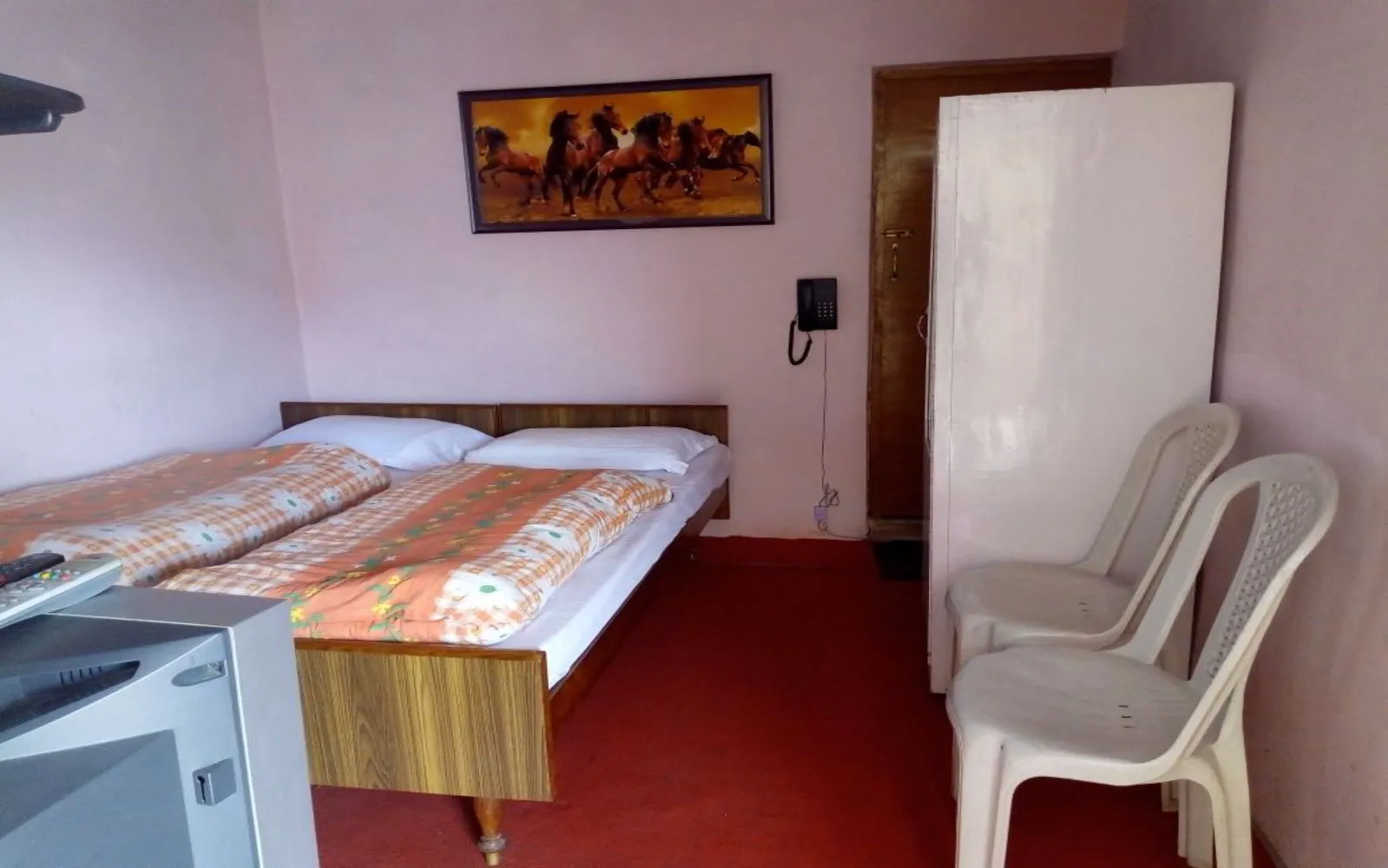 Hotel Kausani Retreat Room