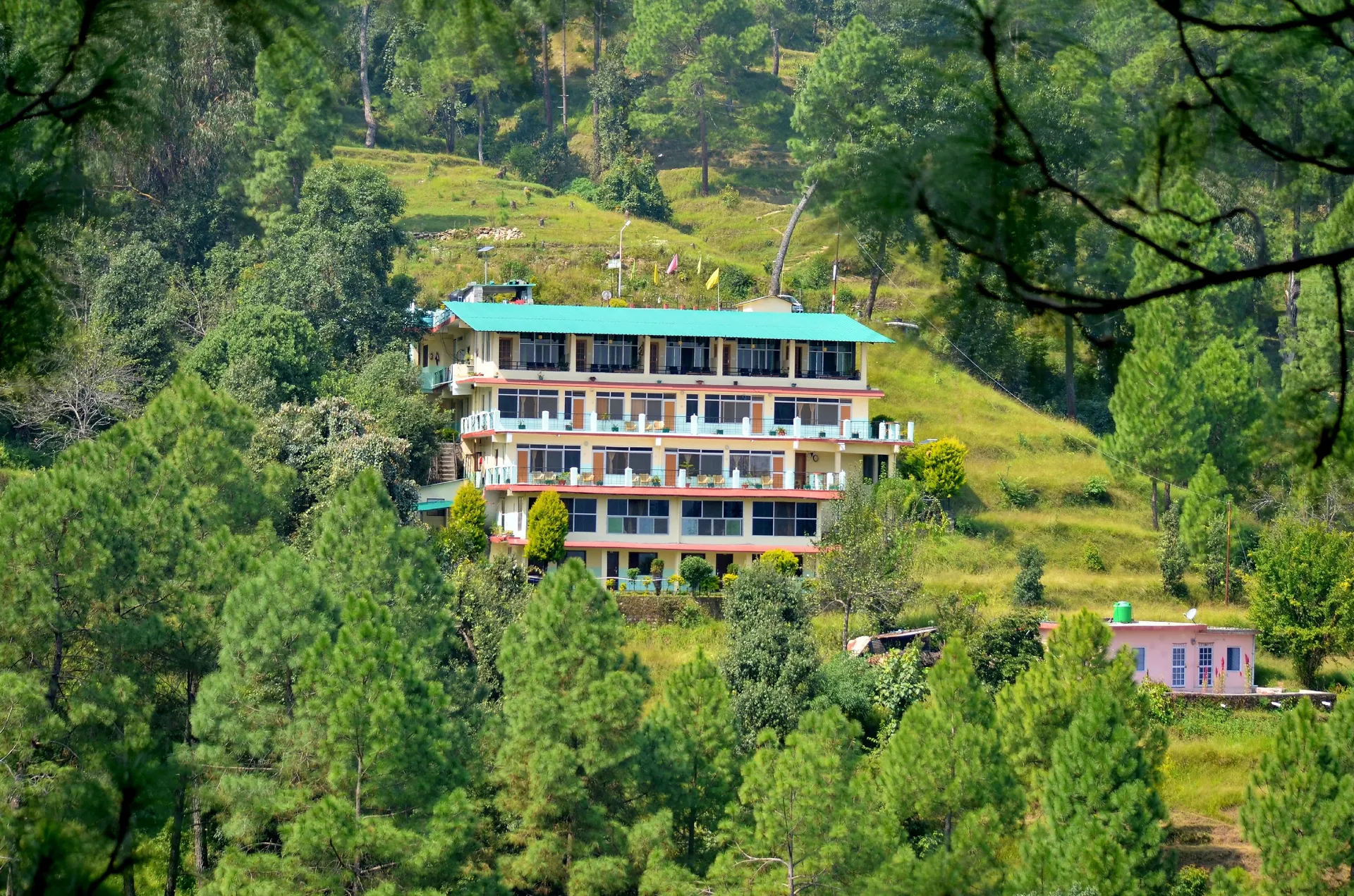Nature's Valley Resort Facade