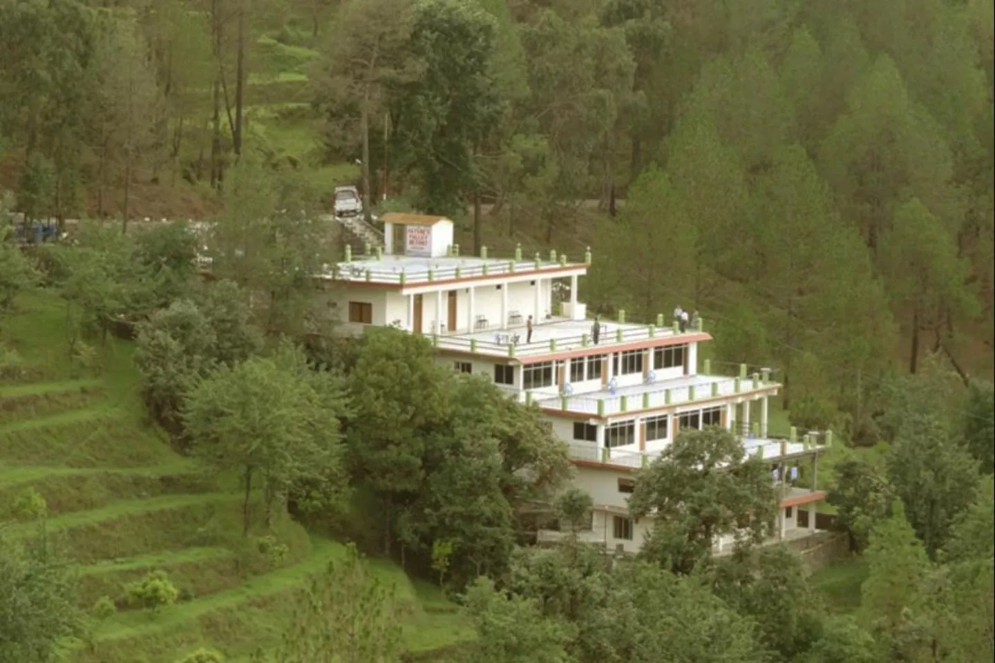 Nature's Valley Resort Facade