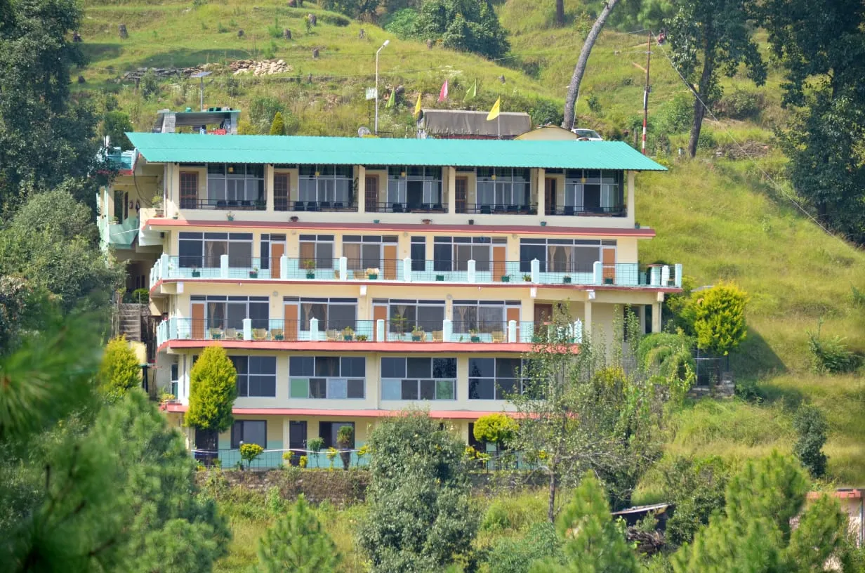 Nature's Valley Resort Facade