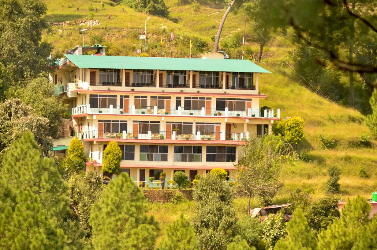 Nature's Valley Resort Facade
