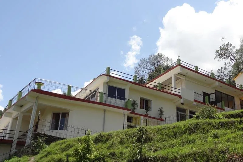 Nature's Valley Resort Facade