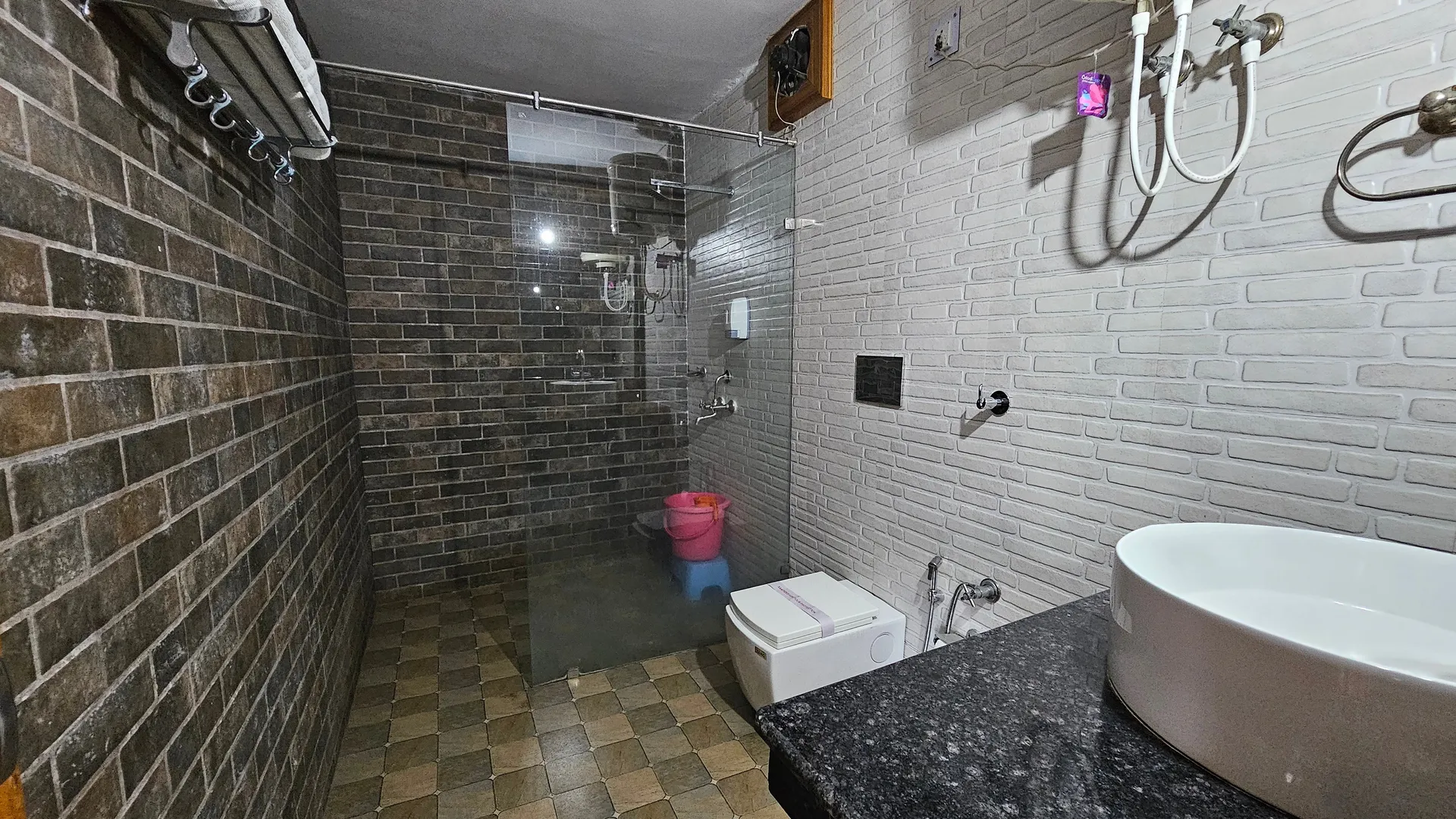 Nature's Valley Resort Washroom