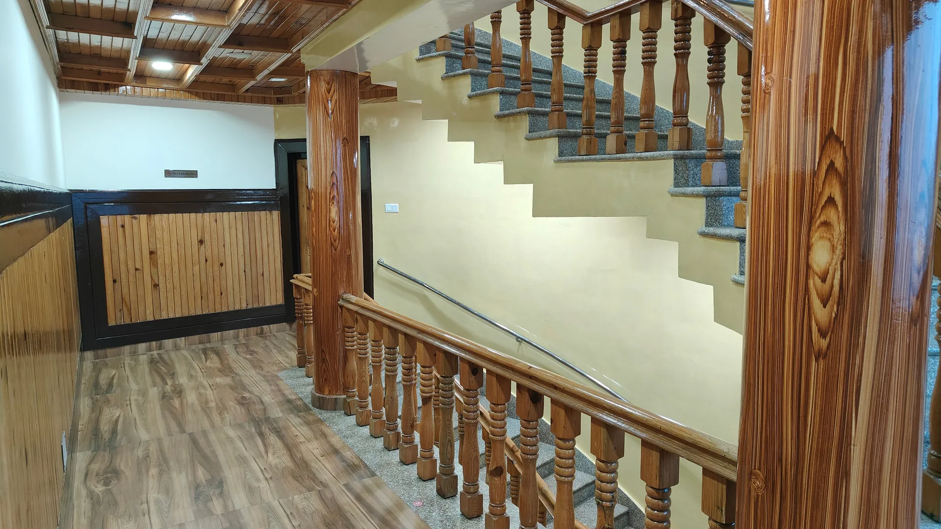 SUNITA HIMALAYAN PARADISE Common Area