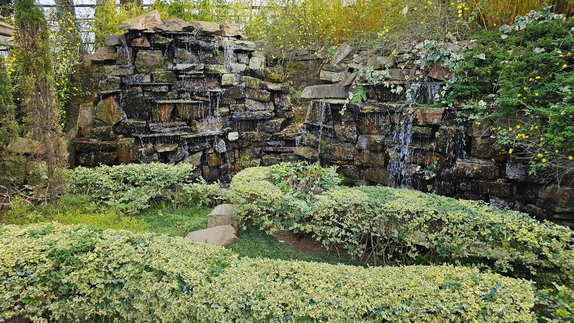 SUNITA HIMALAYAN PARADISE Entrance