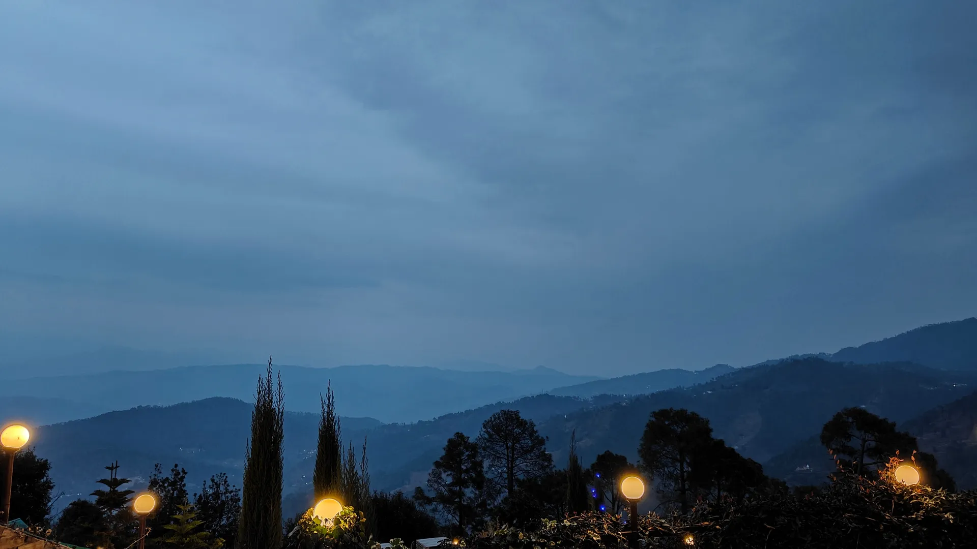 SUNITA HIMALAYAN PARADISE Outdoors