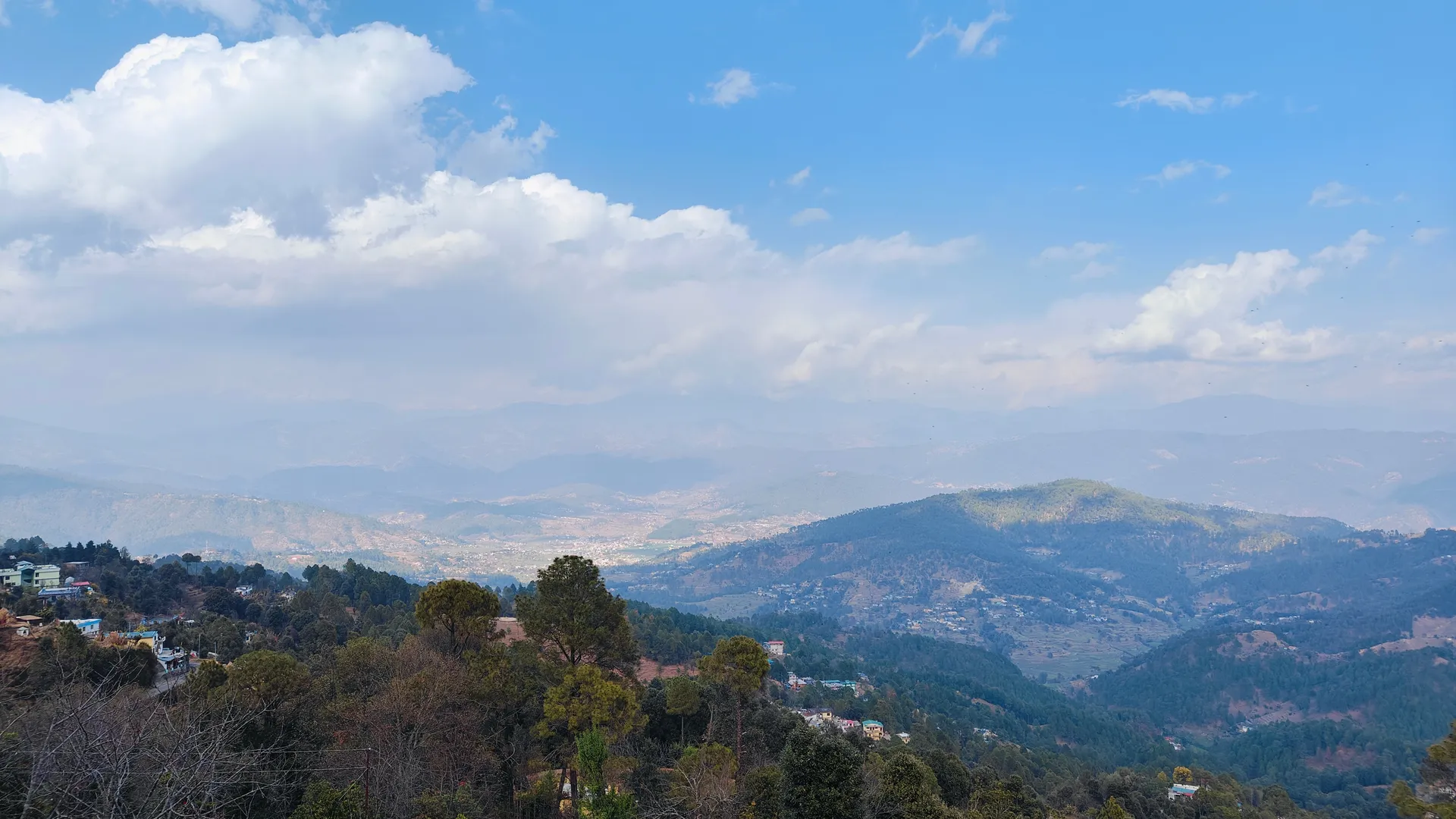 SUNITA HIMALAYAN PARADISE Outdoors
