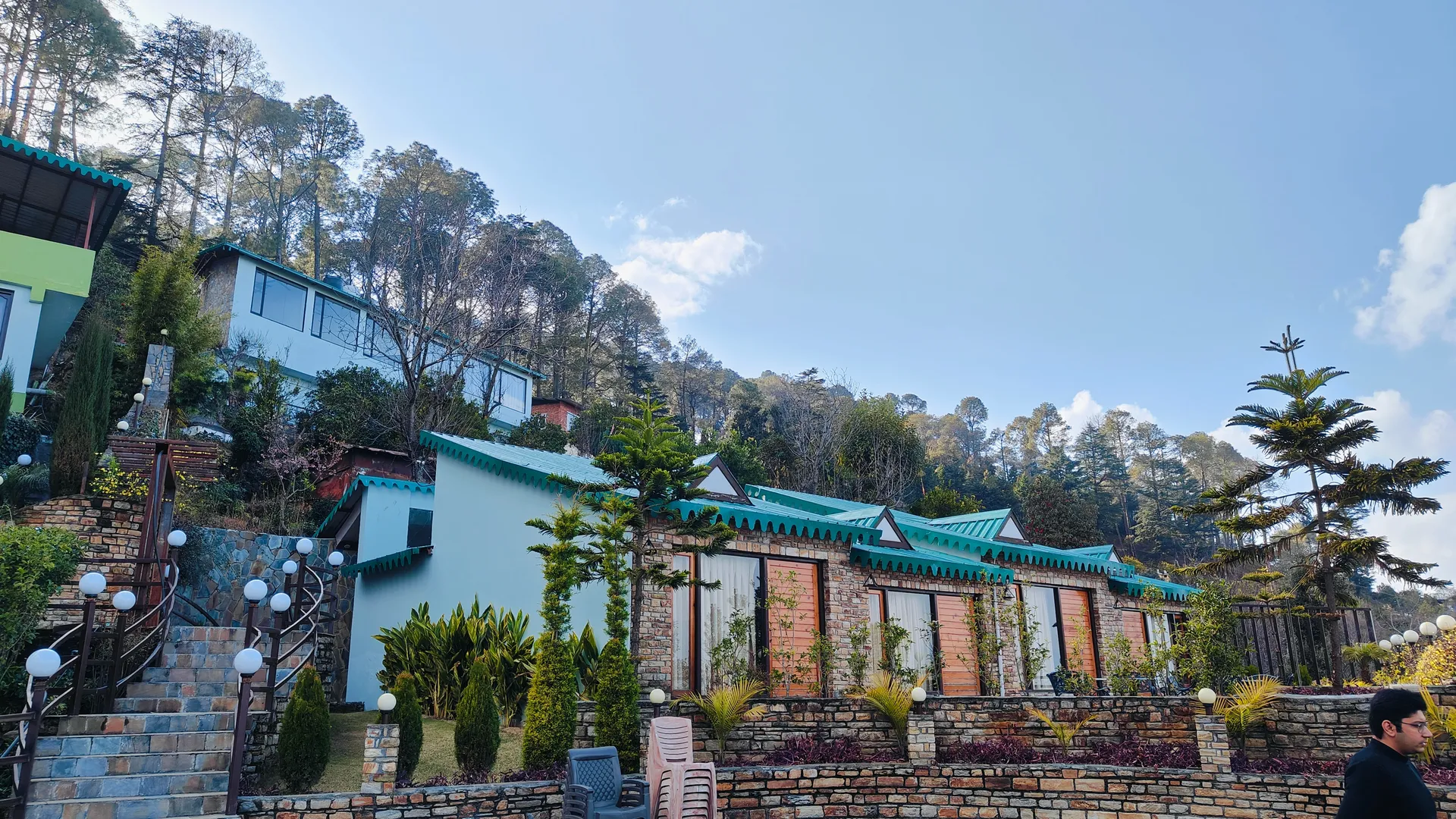 SUNITA HIMALAYAN PARADISE Outdoors
